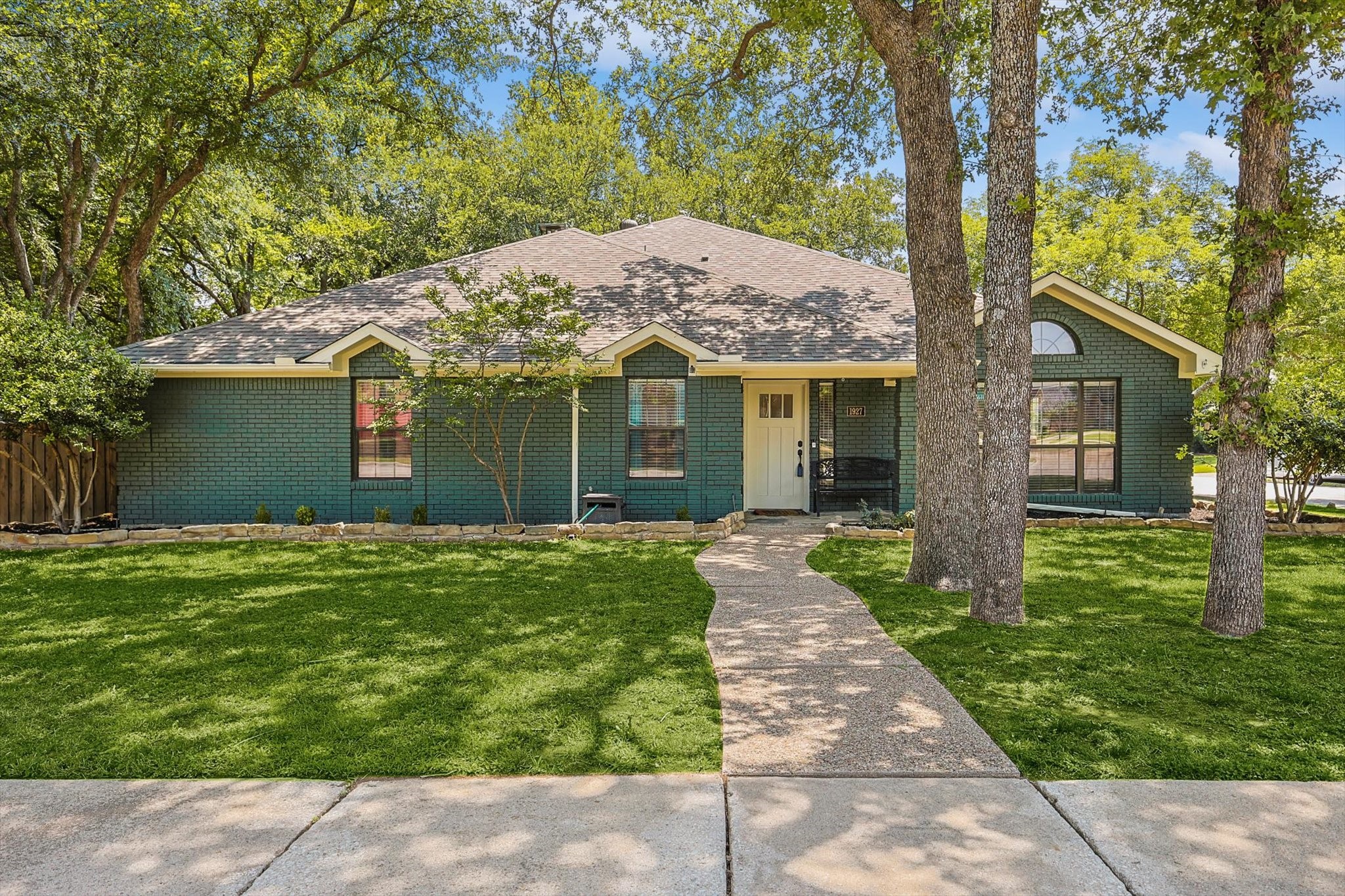 1927 Buffalo Bend Drive Lewisville TX 75067