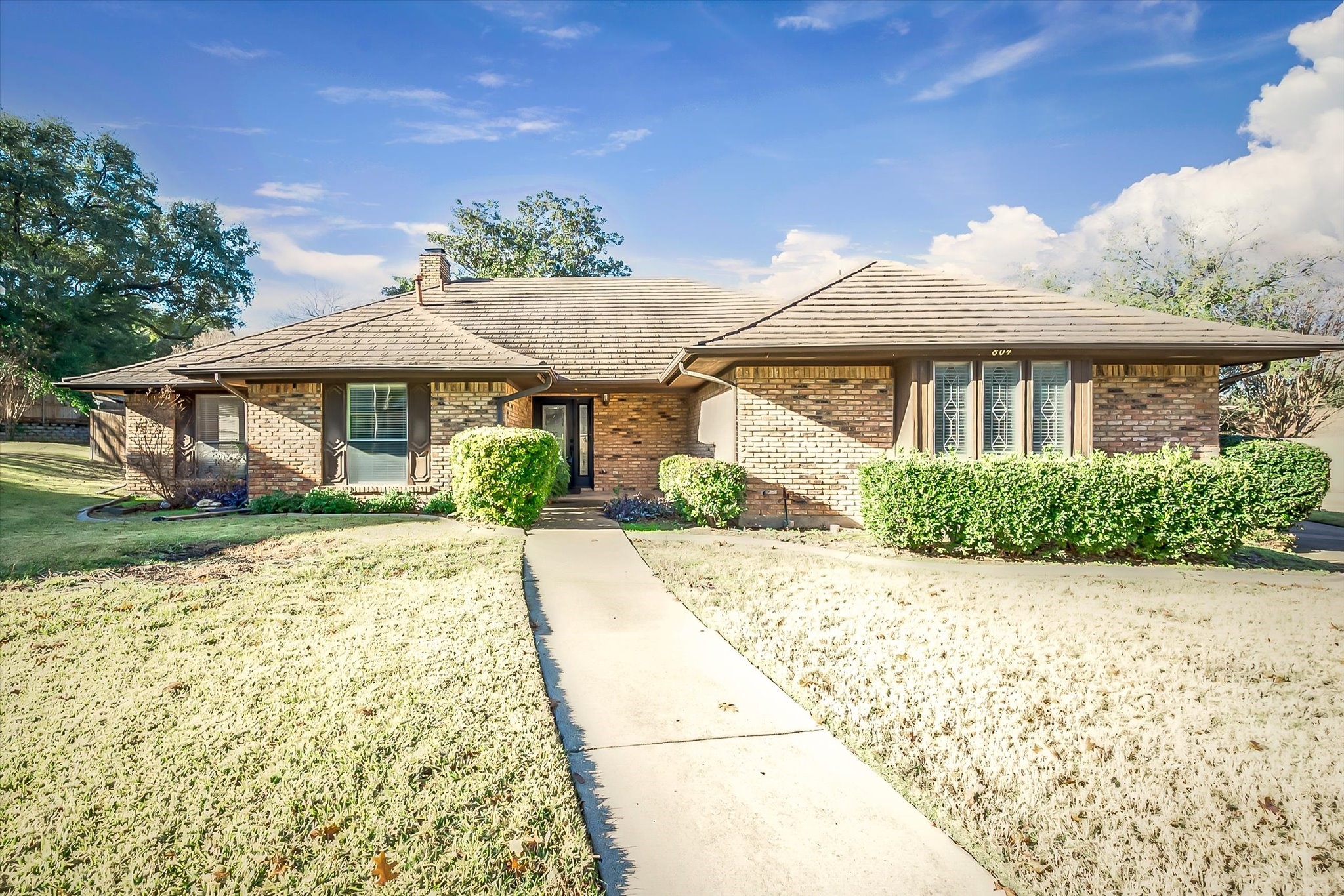804 Shadycreek Court Arlington TX 76013