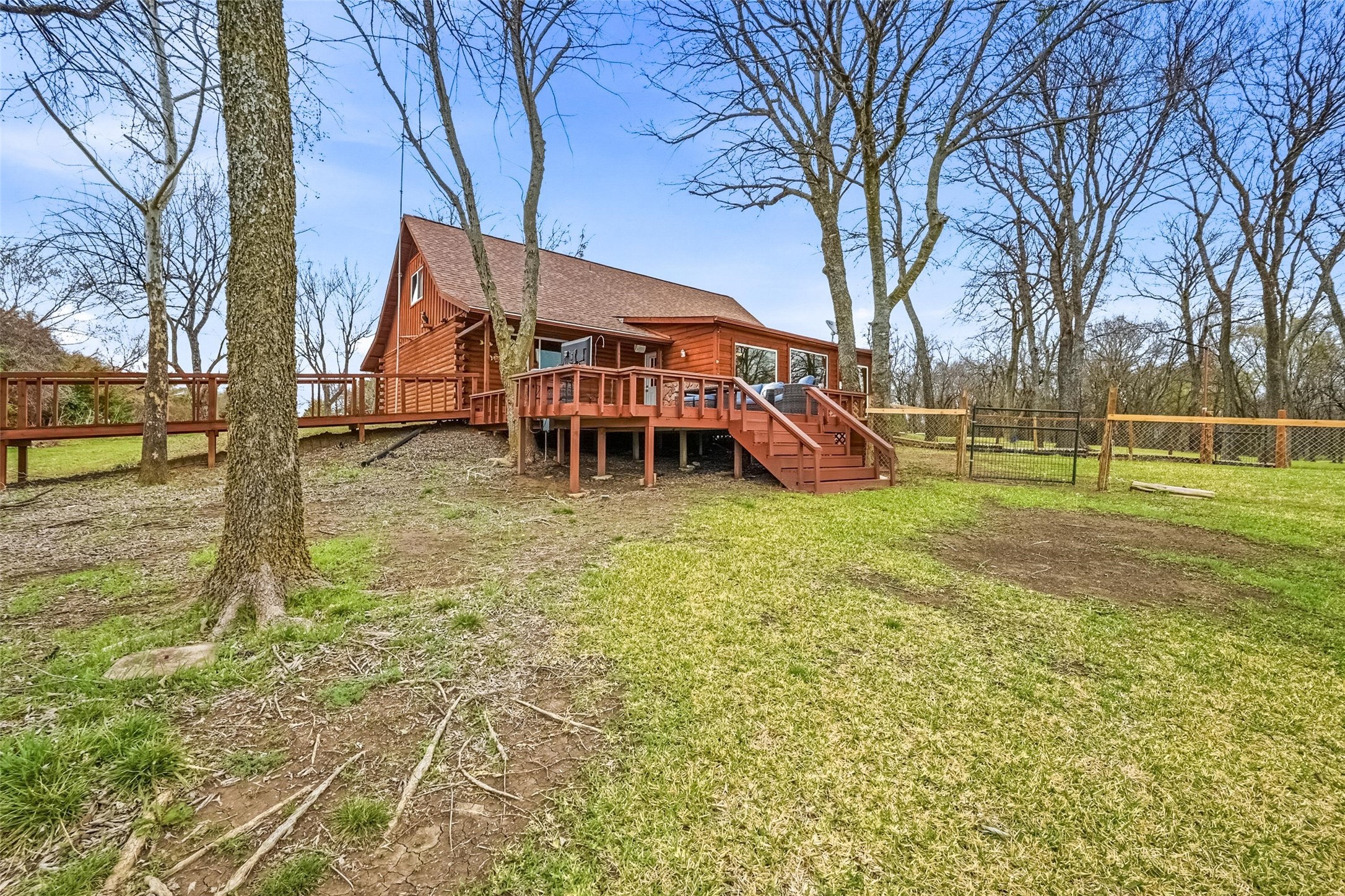 17311 E Us-82 Honey Grove TX 75446