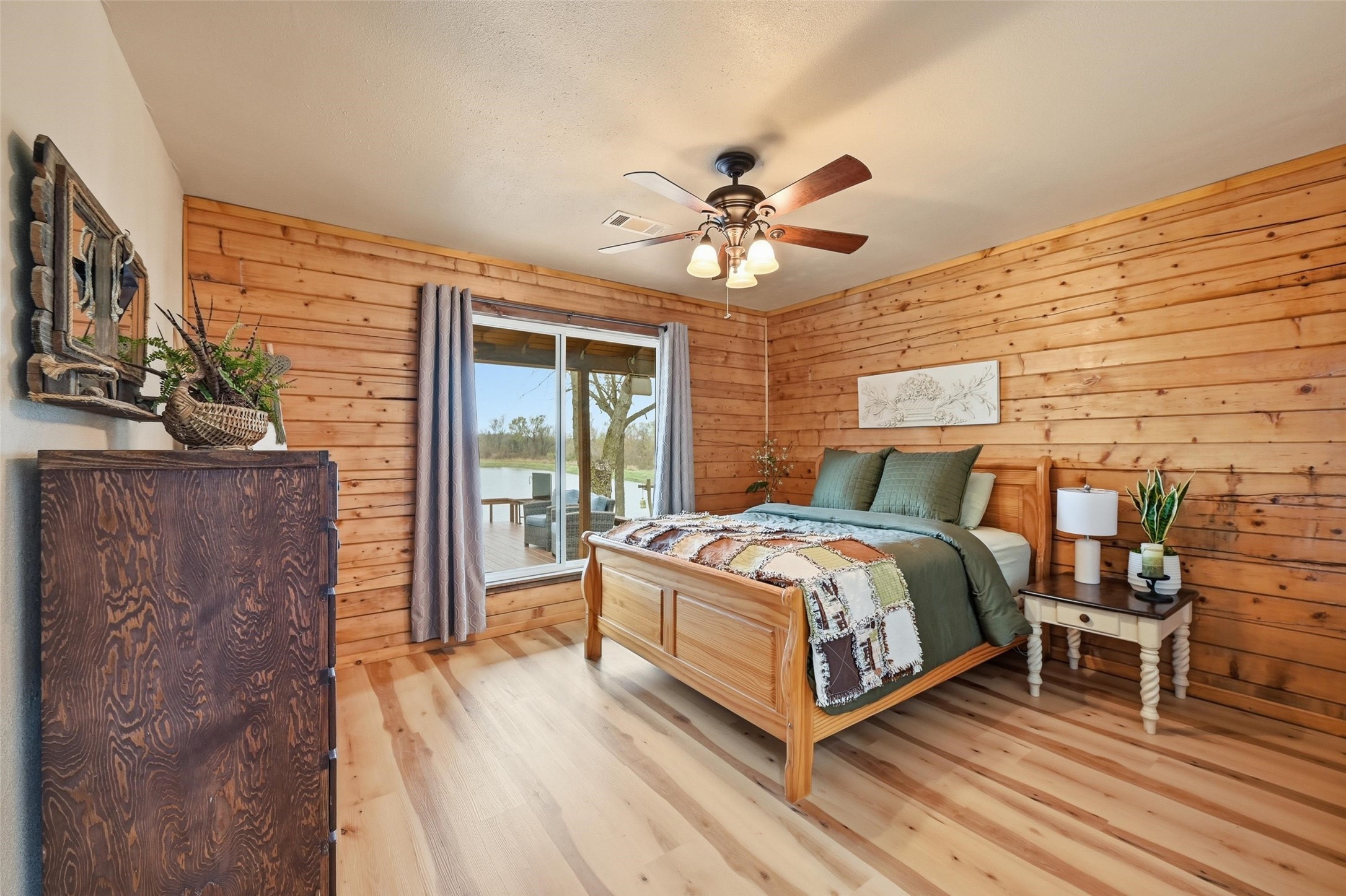 17311 E Us-82 Honey Grove TX 75446