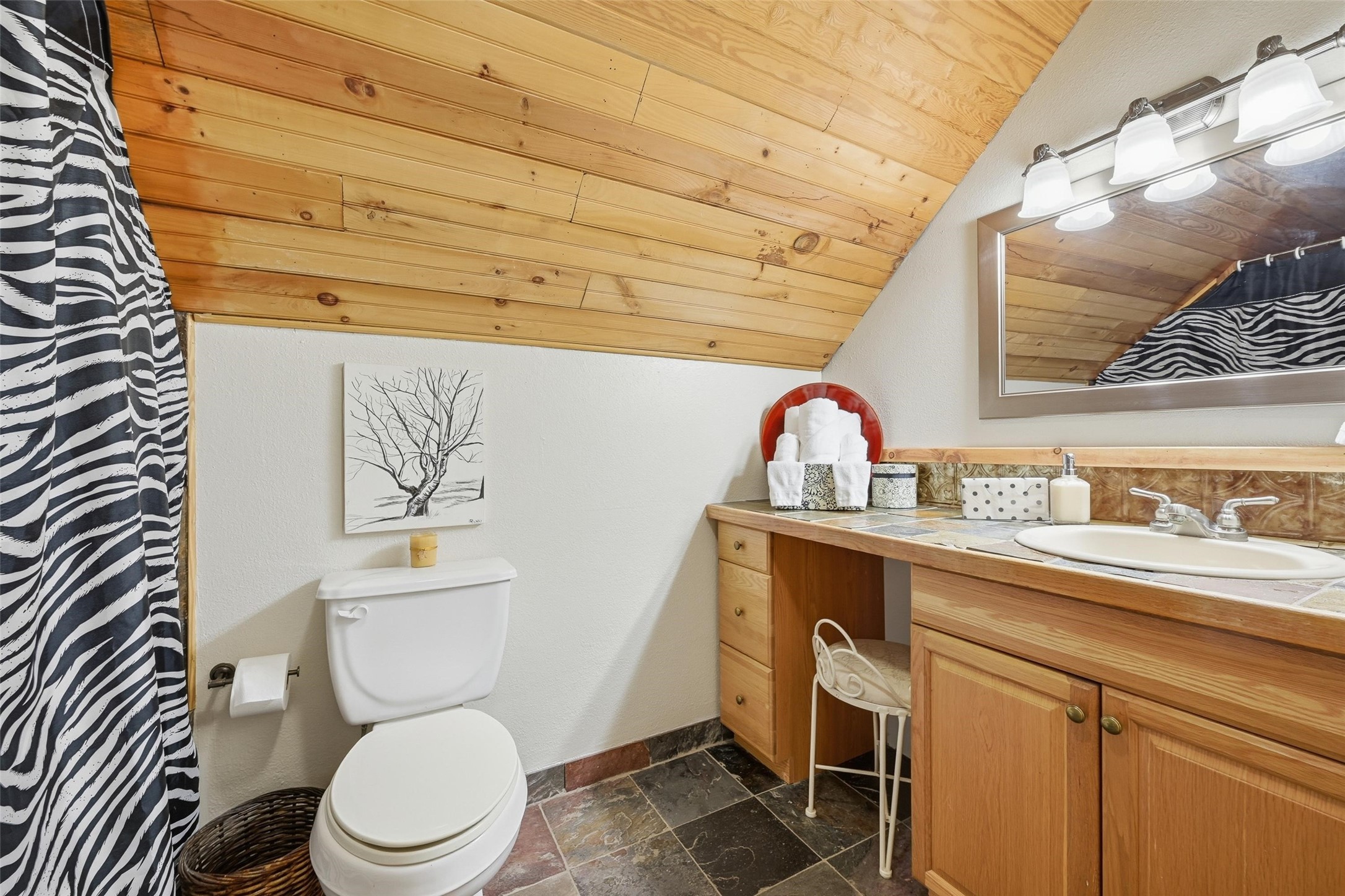 17311 E Us-82 Honey Grove TX 75446