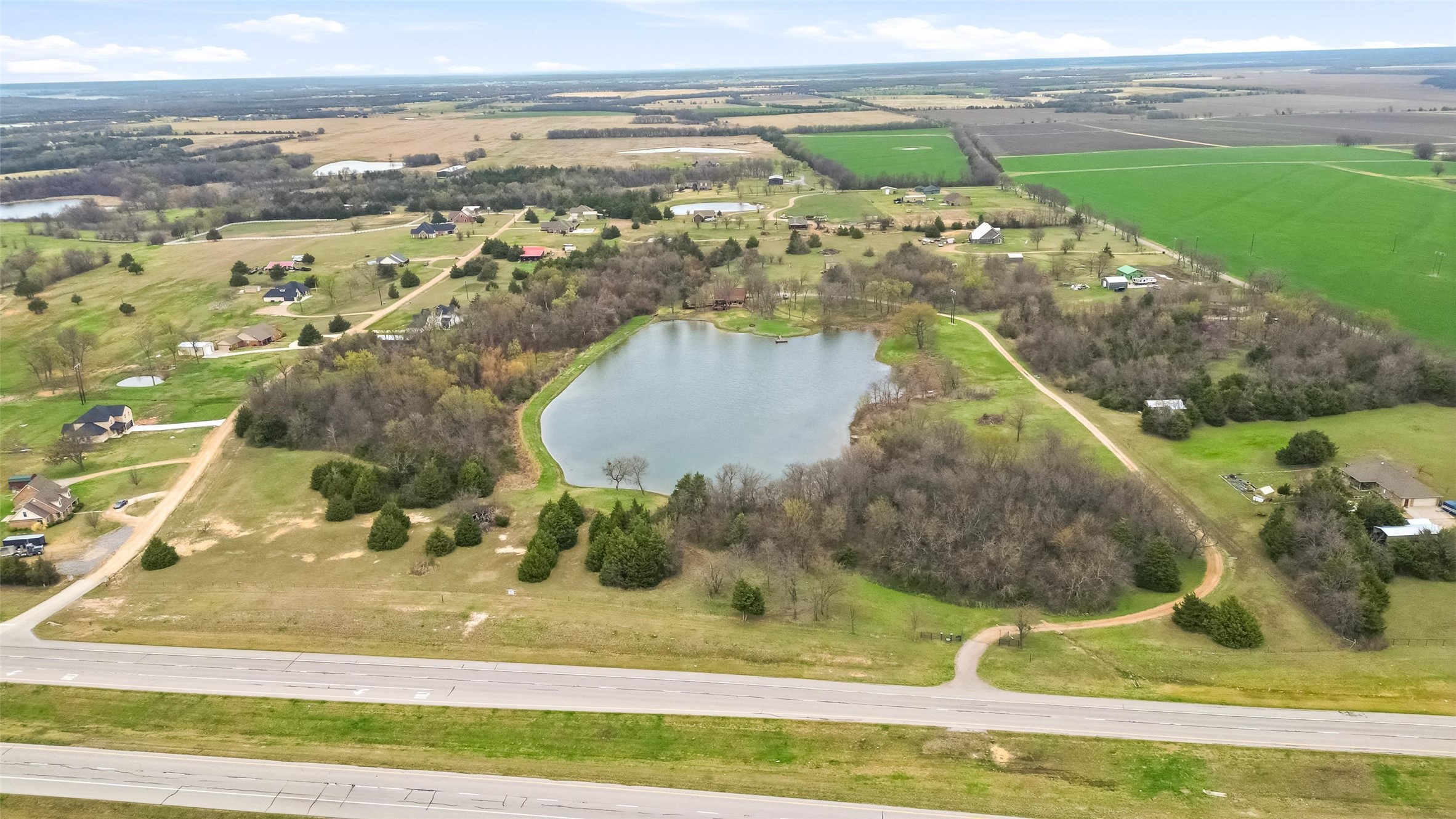 17311 E Us-82 Honey Grove TX 75446