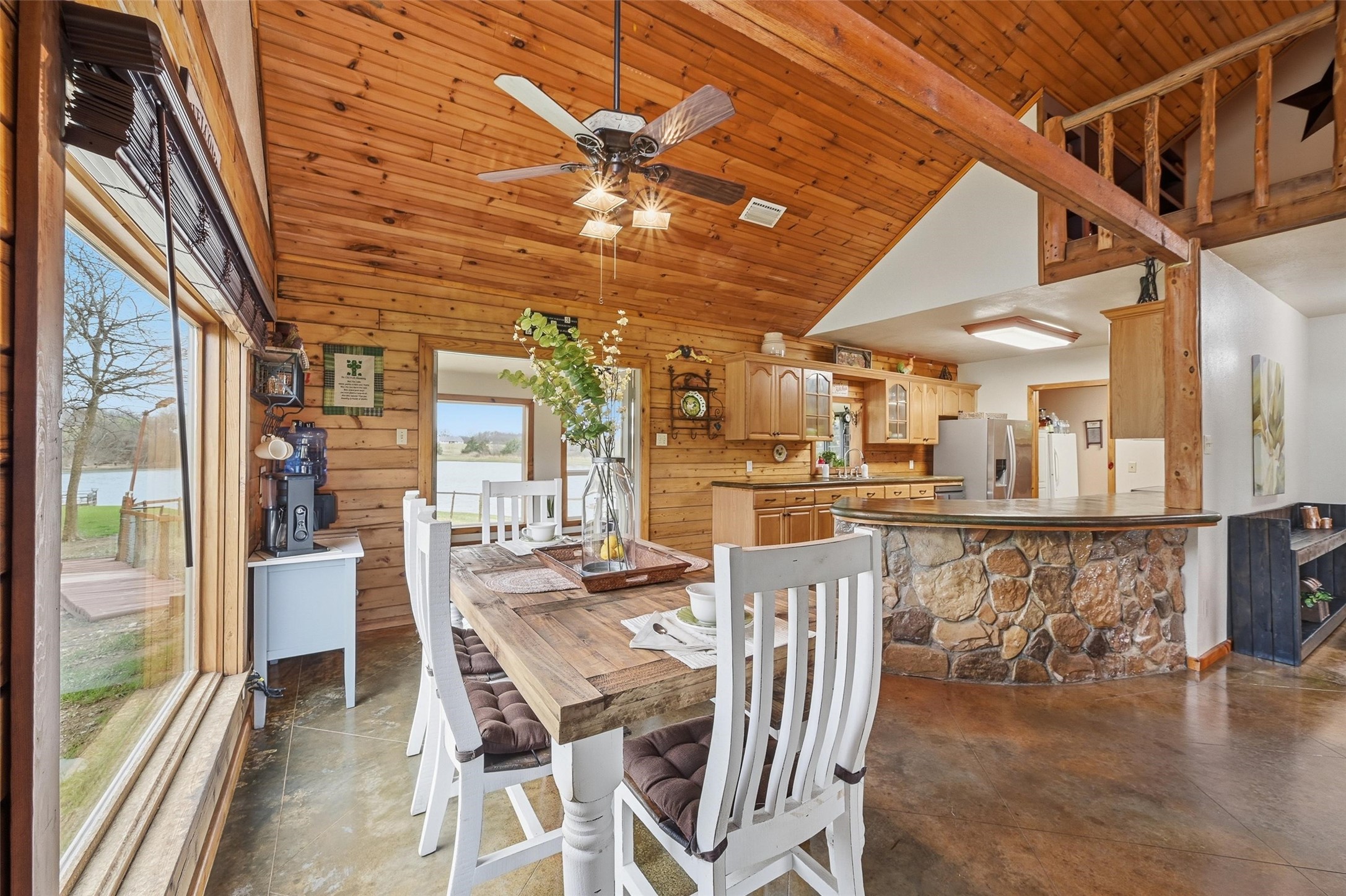 17311 E Us-82 Honey Grove TX 75446