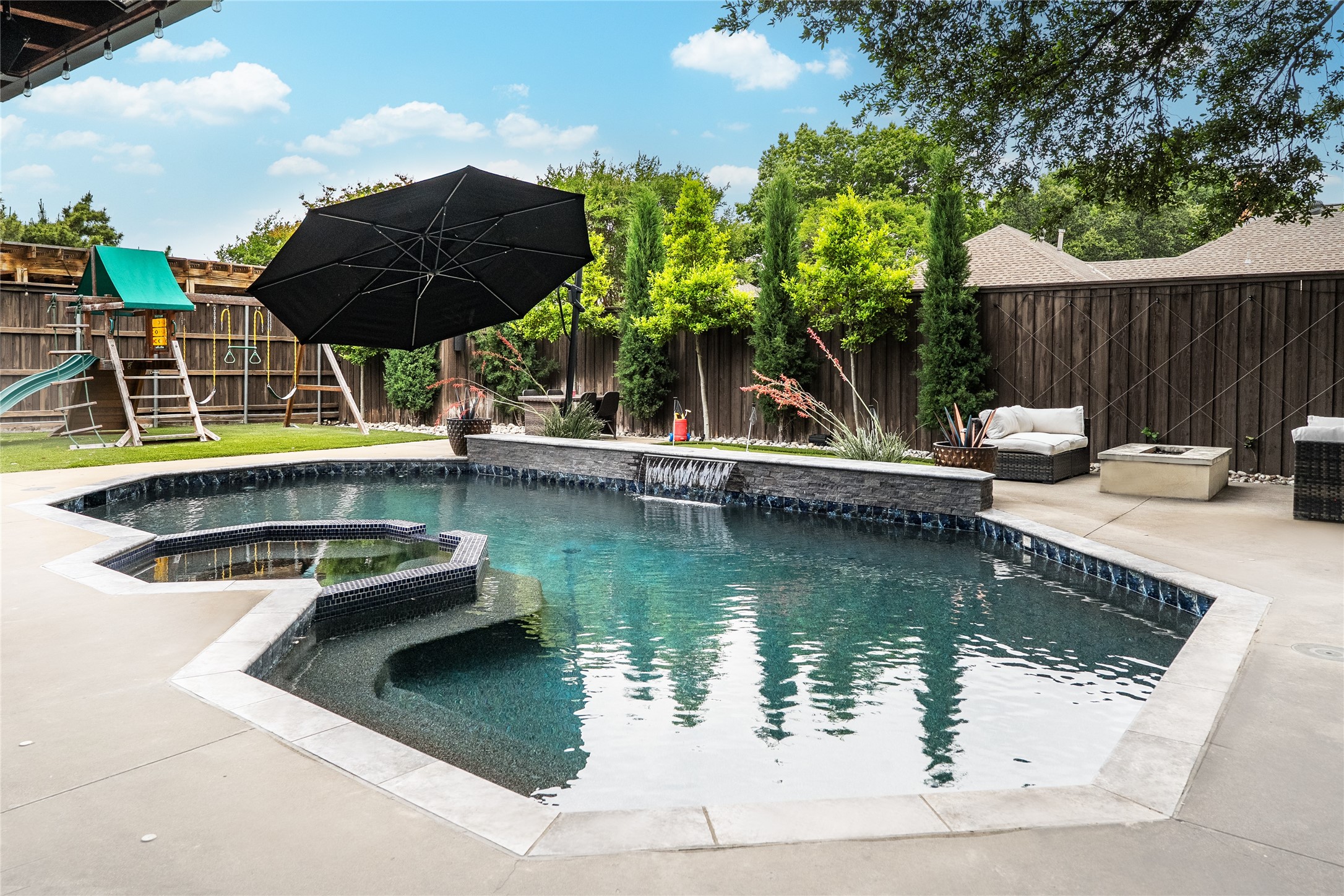 7107 Nicki Court Dallas TX 75252