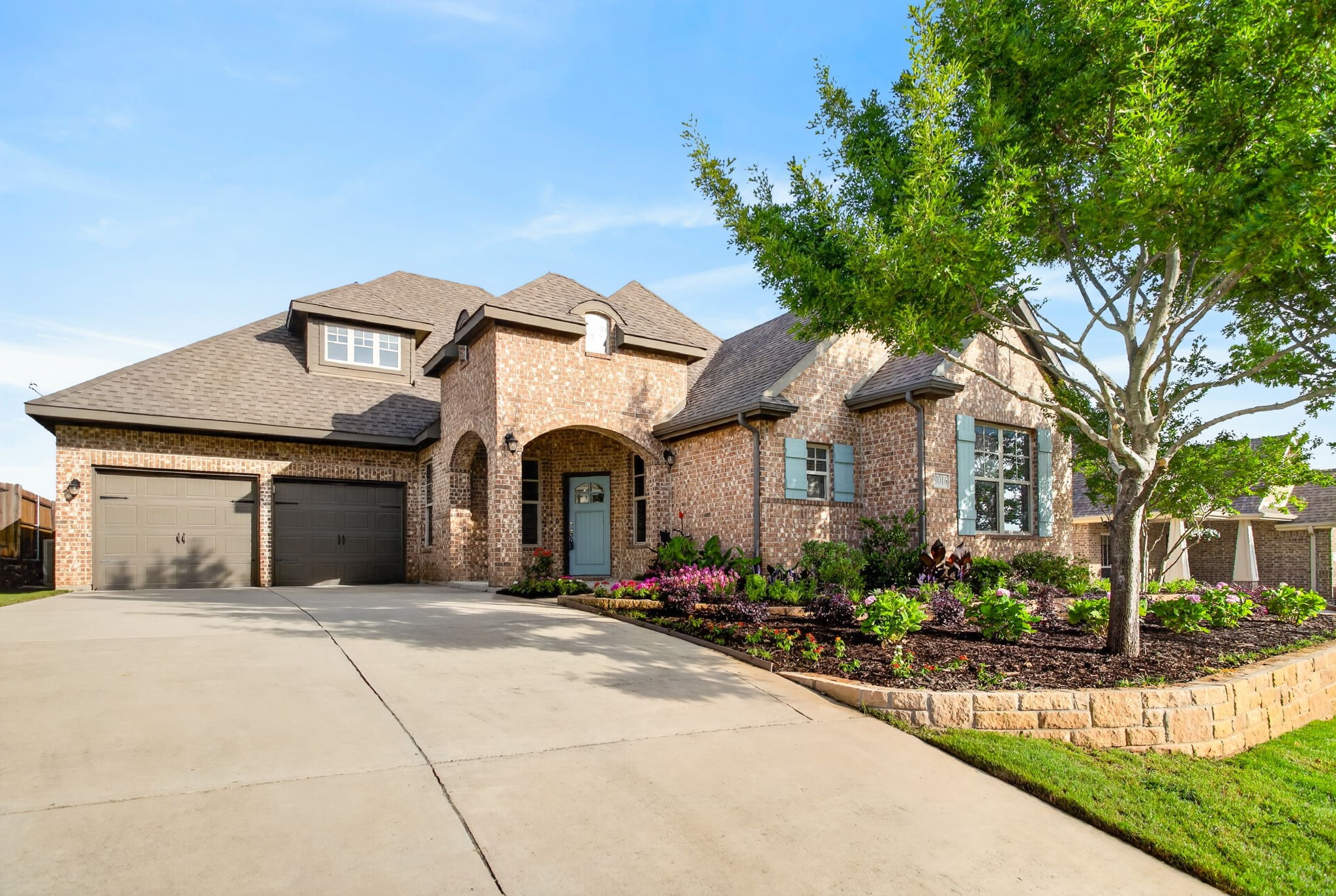 9016 Inwood Street Benbrook TX 76126