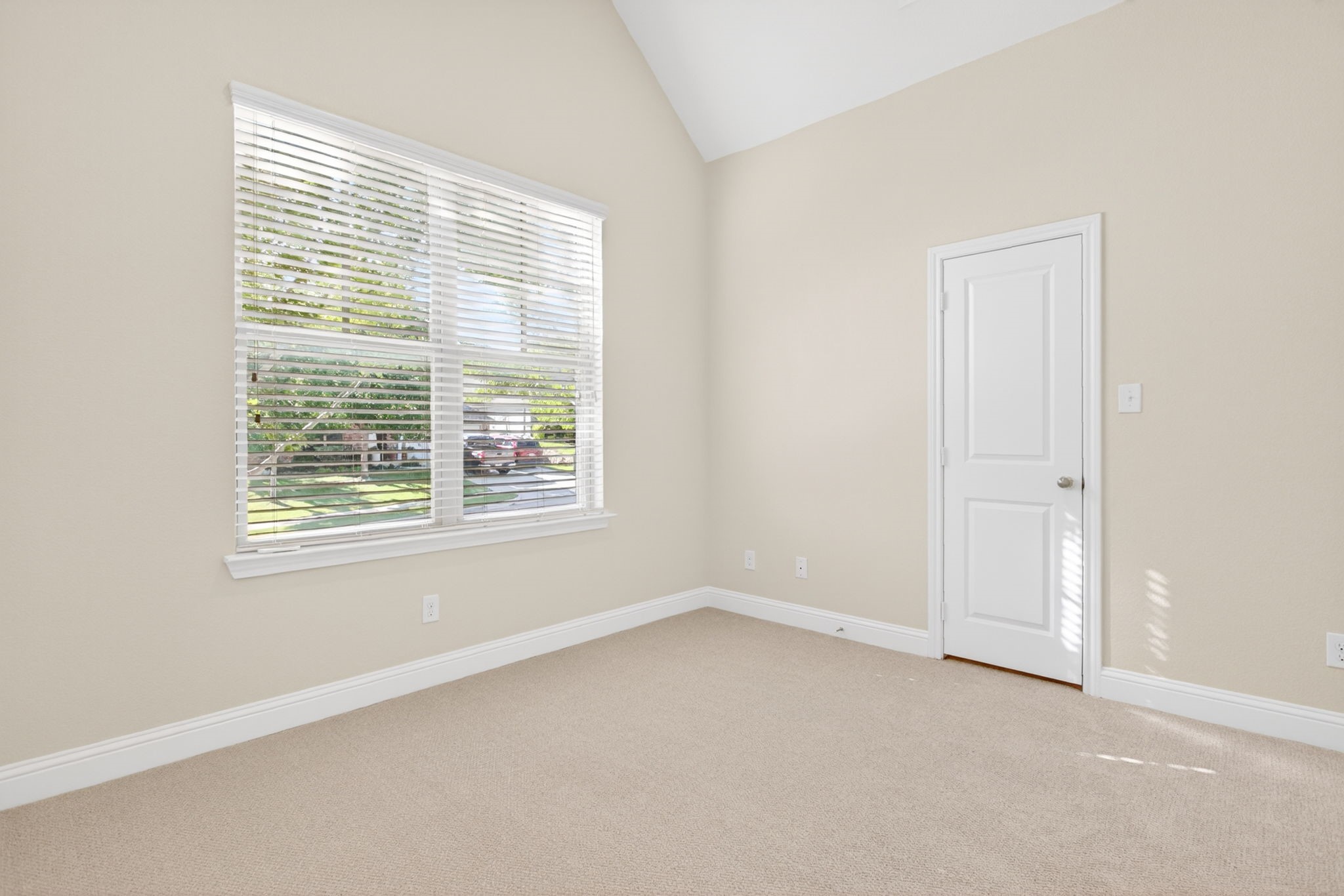 9016 Inwood Street Benbrook TX 76126