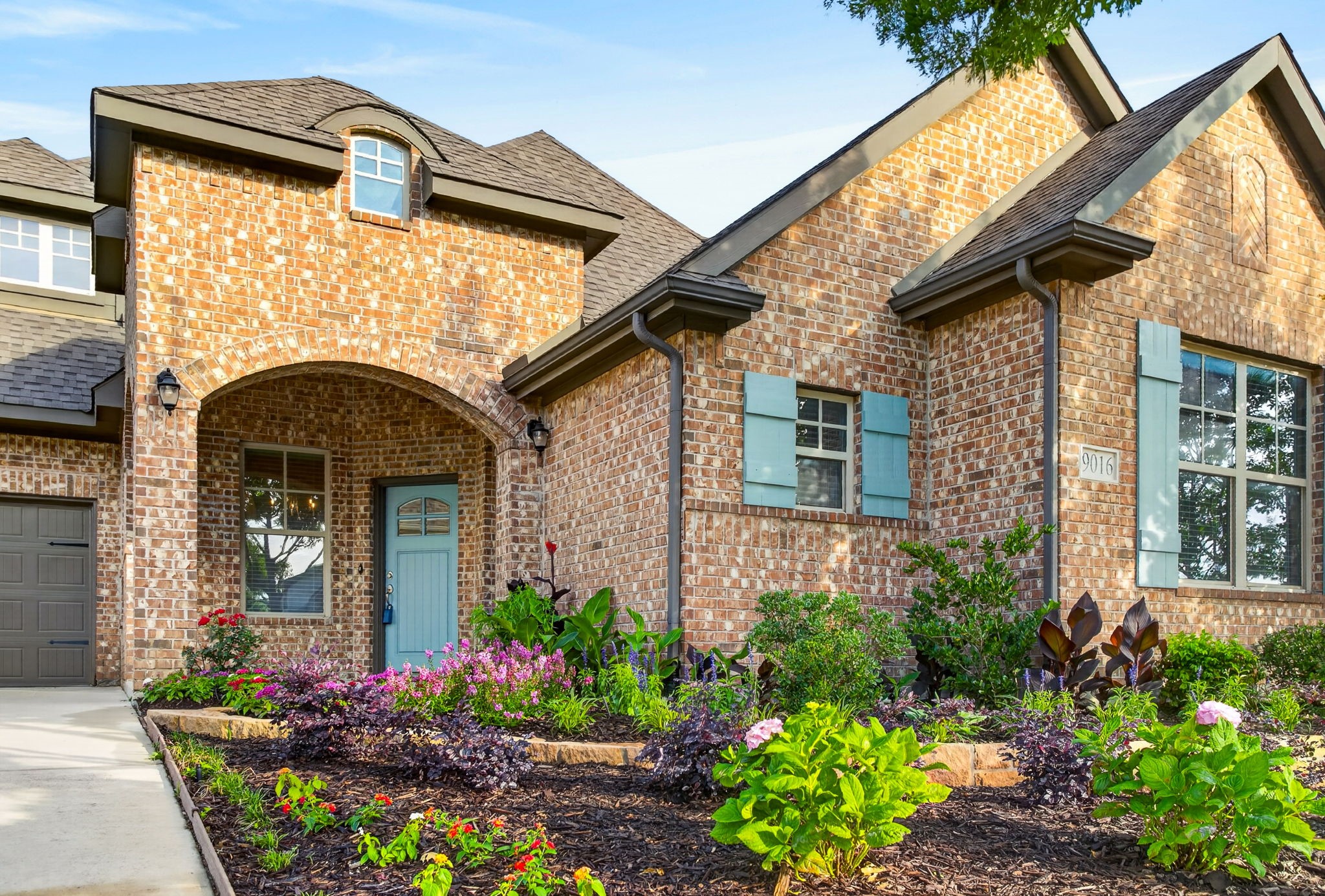 9016 Inwood Street Benbrook TX 76126