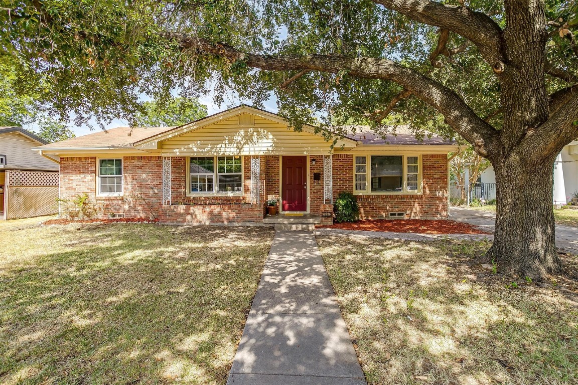 633 Pickett Street Lewisville TX 75057