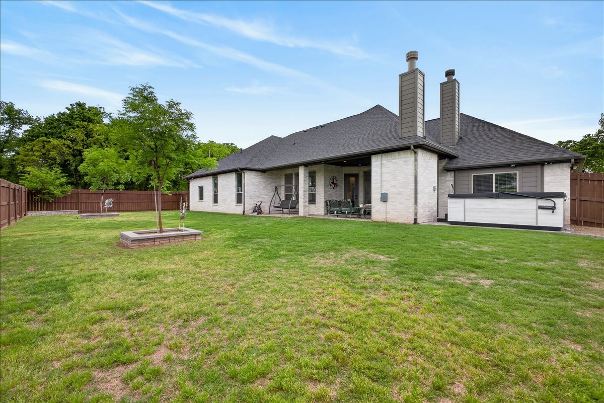 455 Christian Way Azle TX 76020