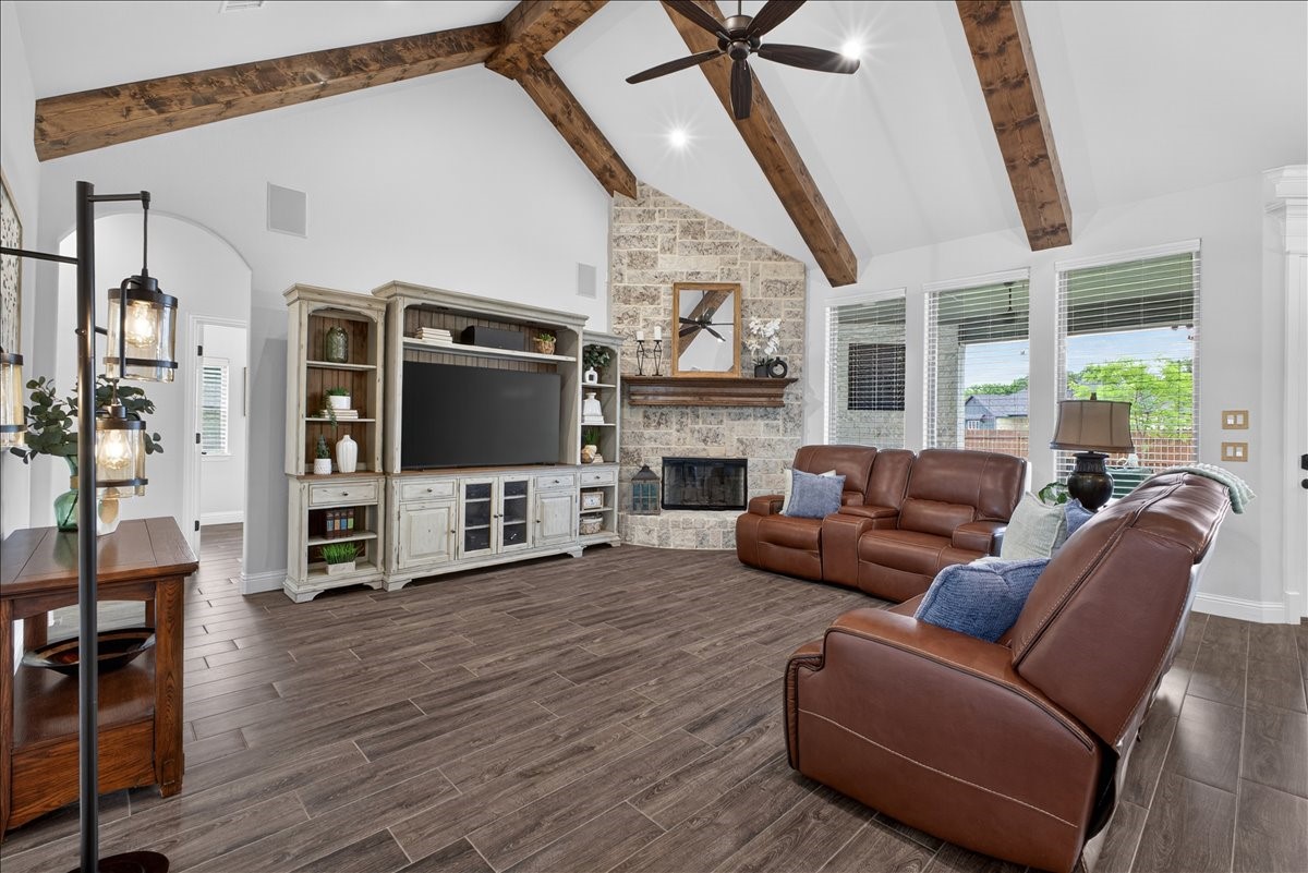 455 Christian Way Azle TX 76020