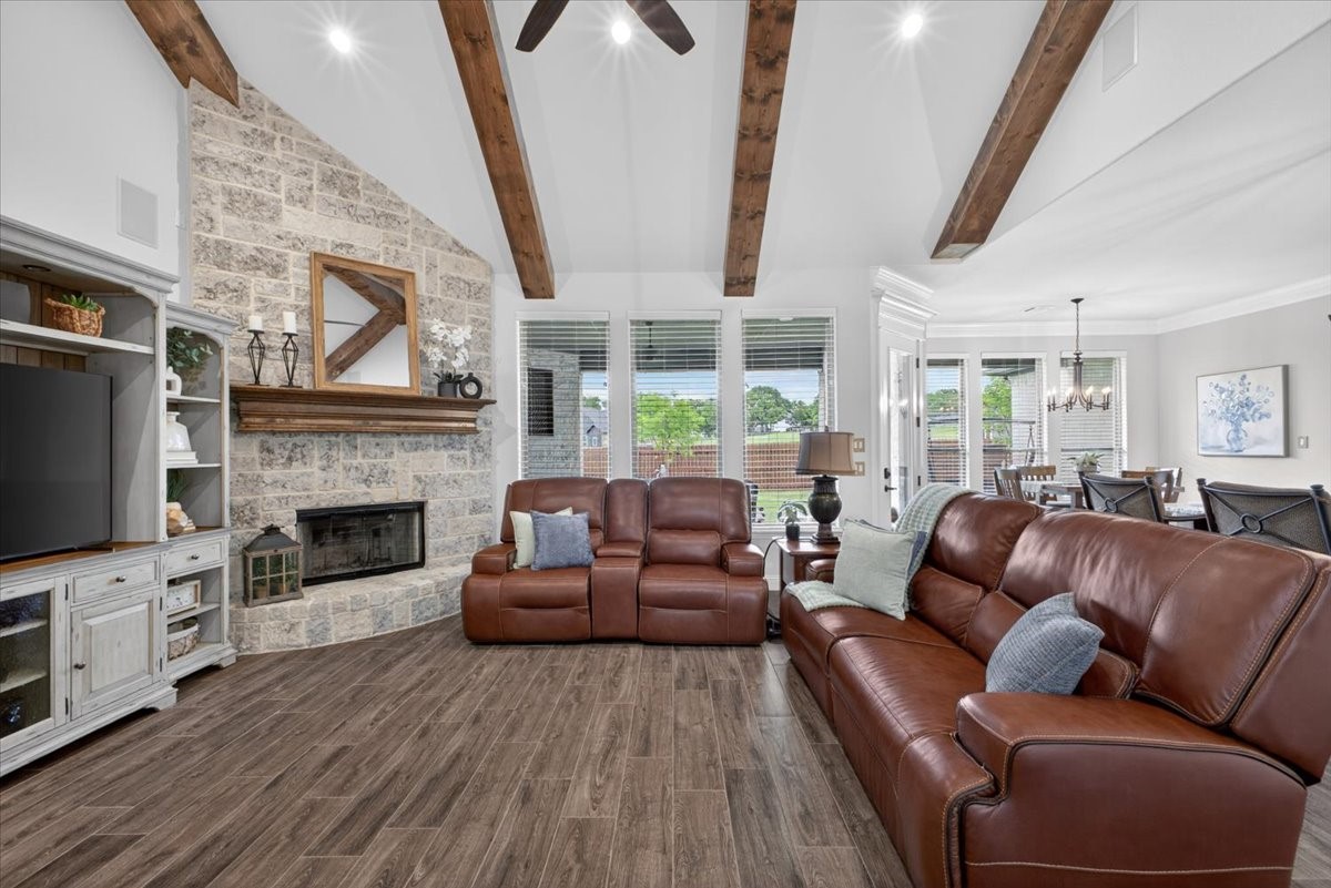 455 Christian Way Azle TX 76020
