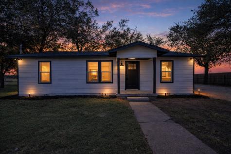 1300 County Road 1550 Chico TX 76431