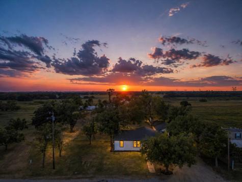 1300 County Road 1550 Chico TX 76431