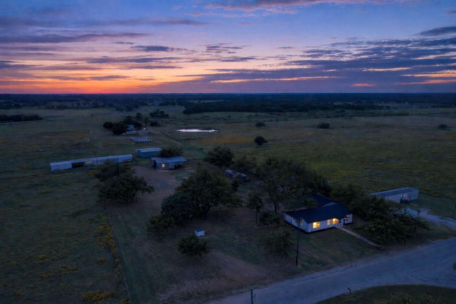 1300 County Road 1550 Chico TX 76431