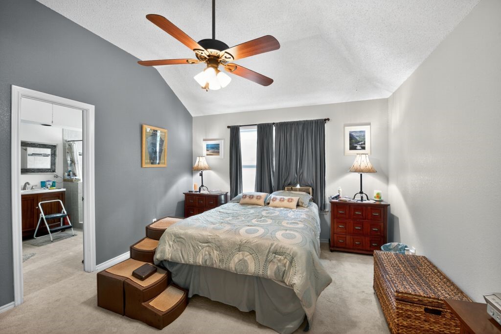 420 Meadowcrest Drive Azle TX 76020