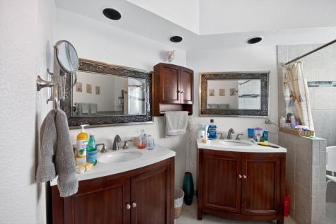 420 Meadowcrest Drive Azle TX 76020