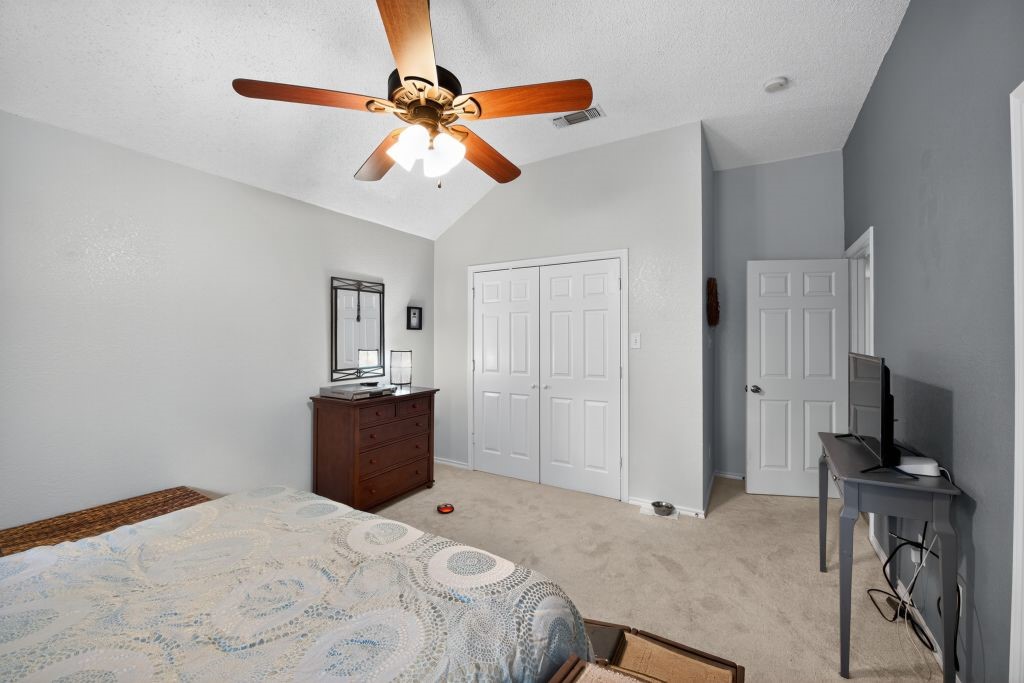420 Meadowcrest Drive Azle TX 76020