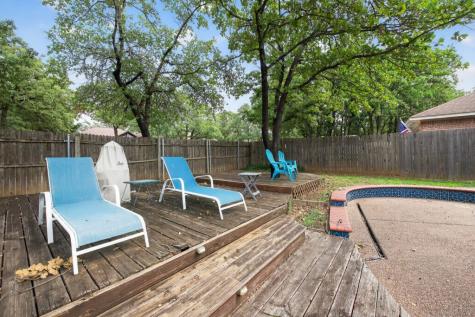 420 Meadowcrest Drive Azle TX 76020