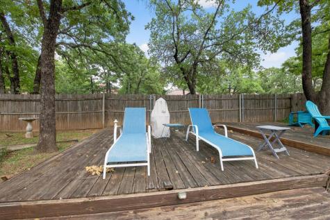 420 Meadowcrest Drive Azle TX 76020