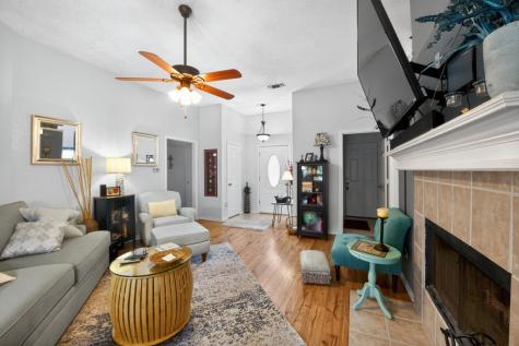 420 Meadowcrest Drive Azle TX 76020
