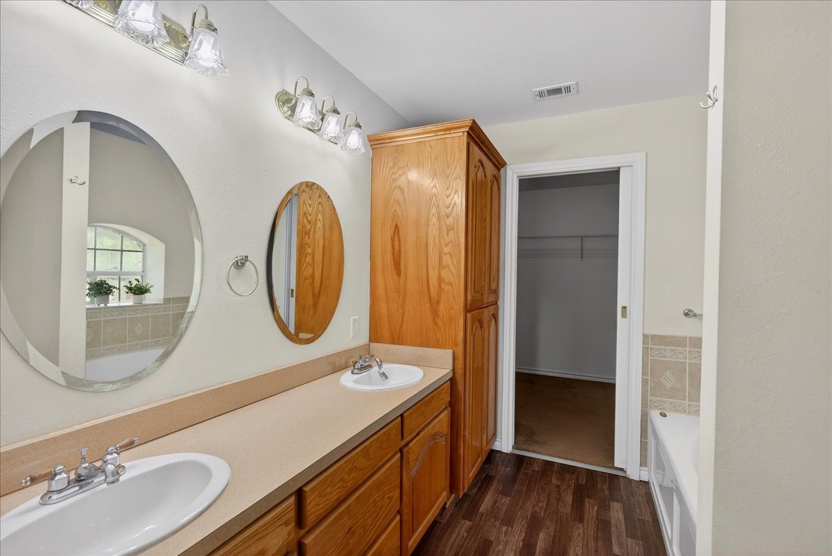 6431 Payne Springs Place Mabank TX 75156