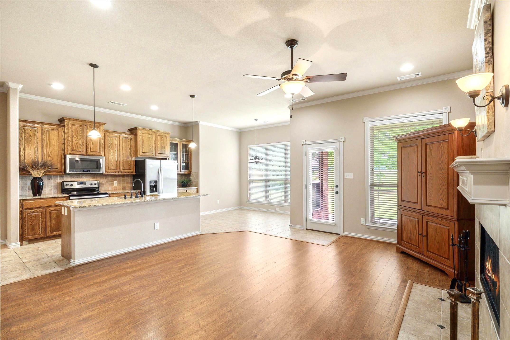 1852 Meadowview Canton TX 75103