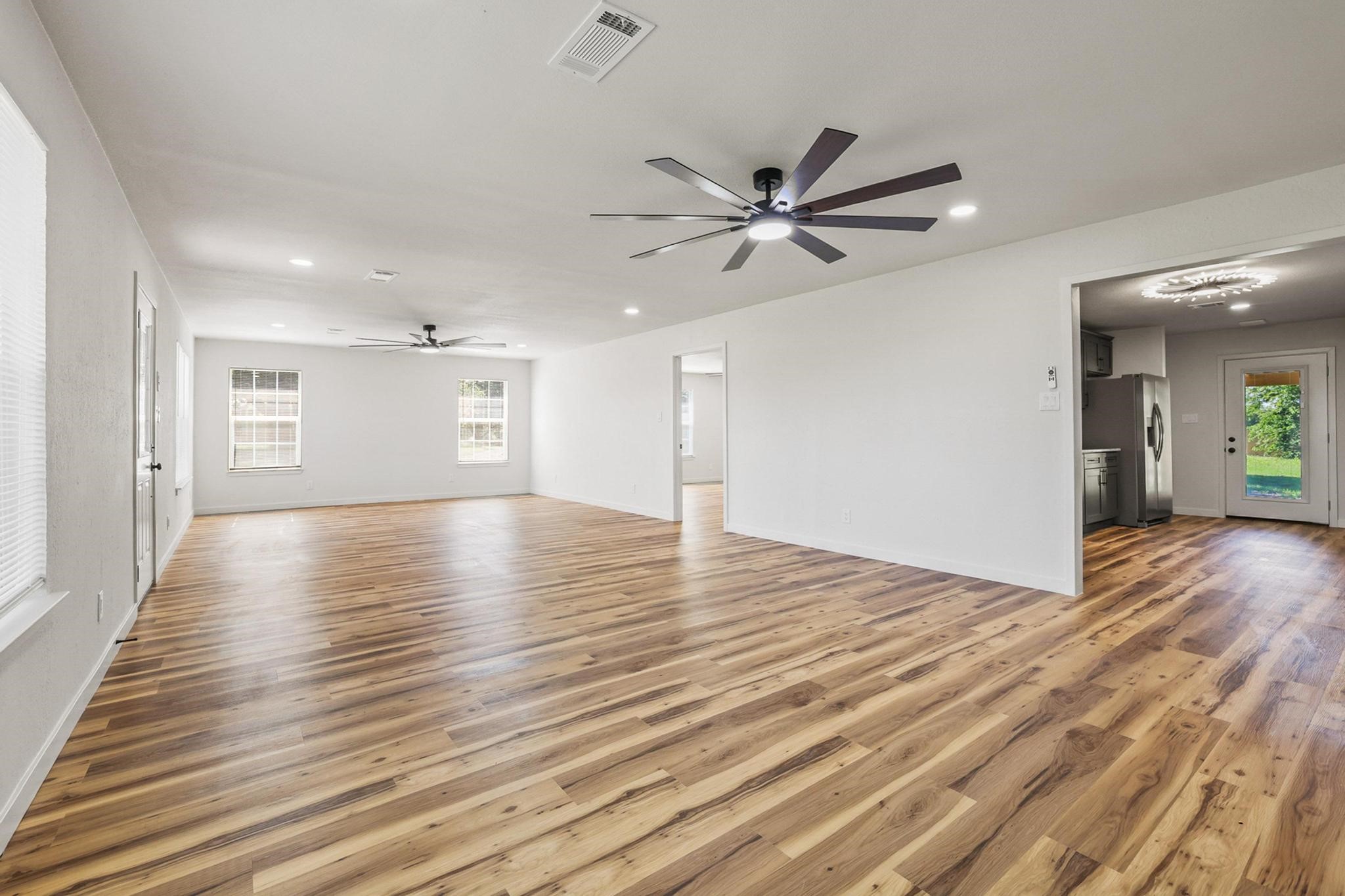 1206 E Fm 902 Howe TX 75090