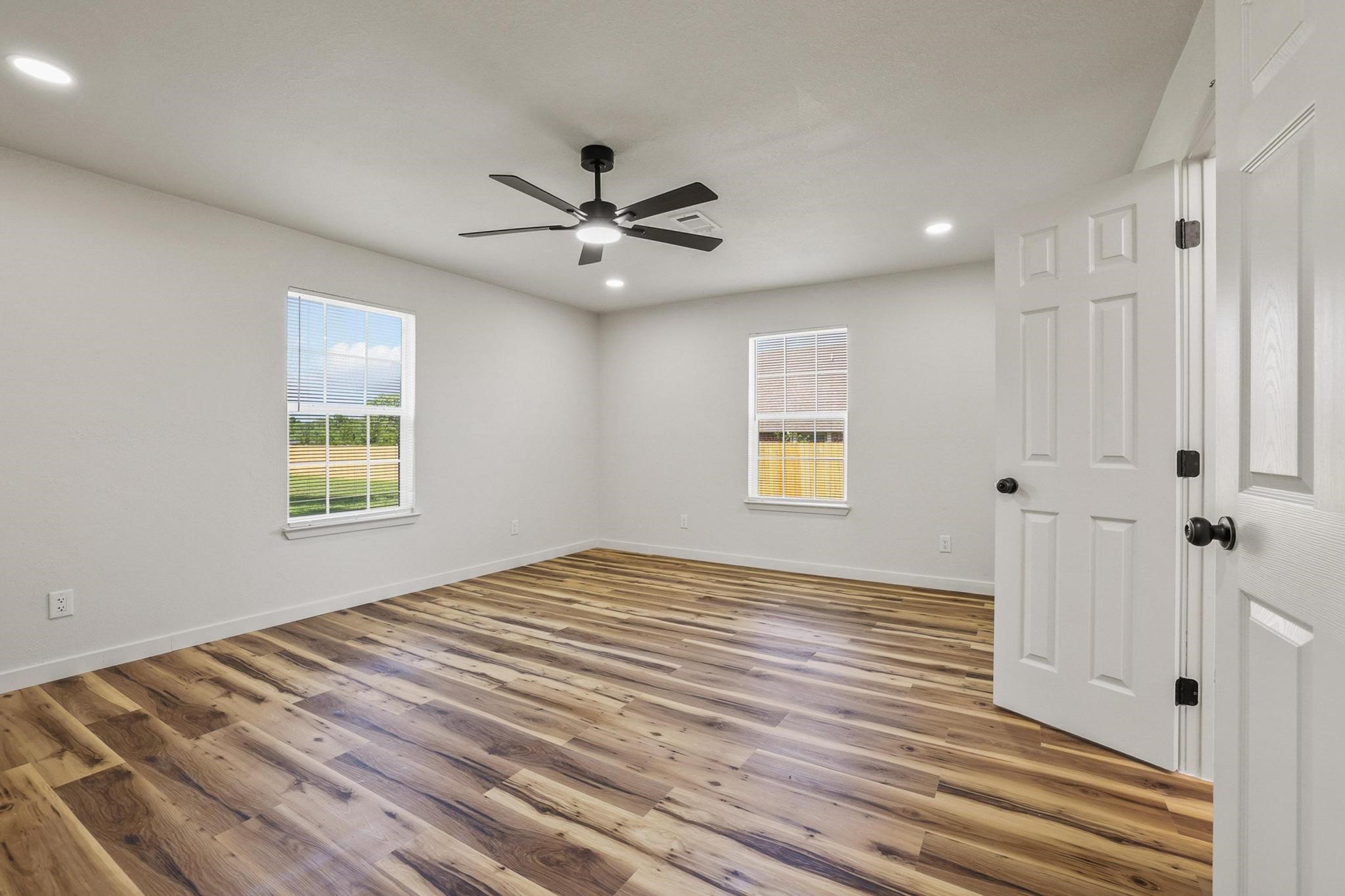 1206 E Fm 902 Howe TX 75090