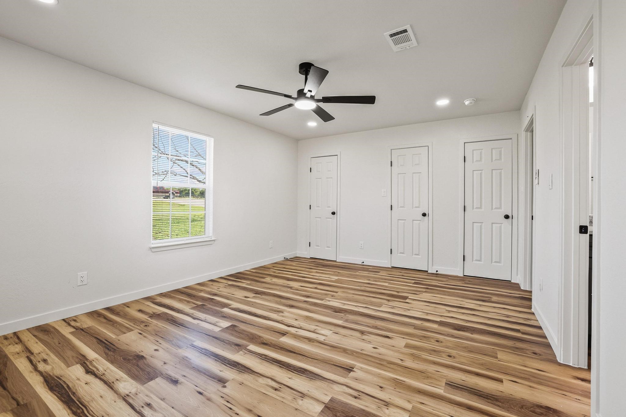 1206 E Fm 902 Howe TX 75090