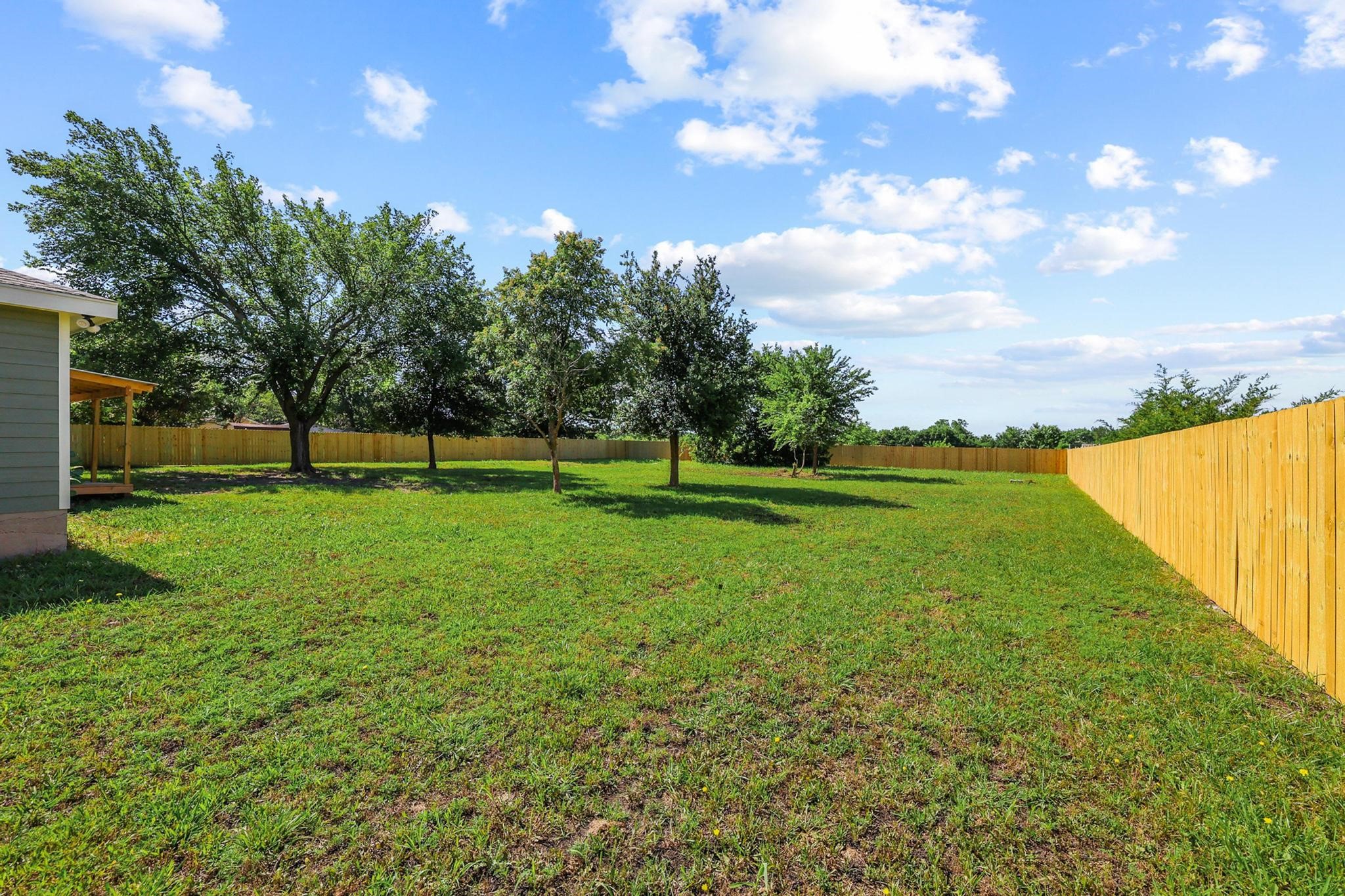 1206 E Fm 902 Howe TX 75090