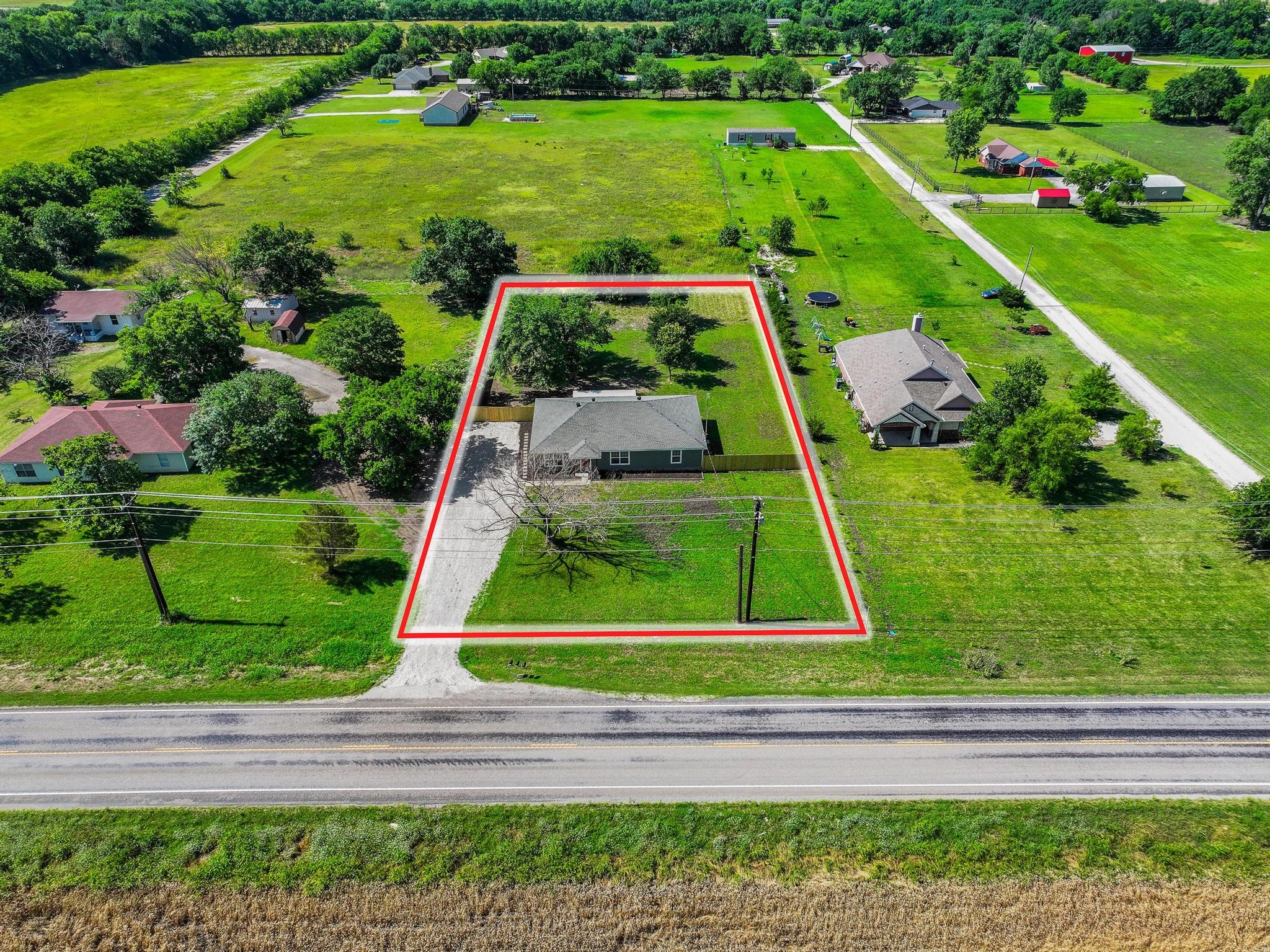 1206 E Fm 902 Howe TX 75090