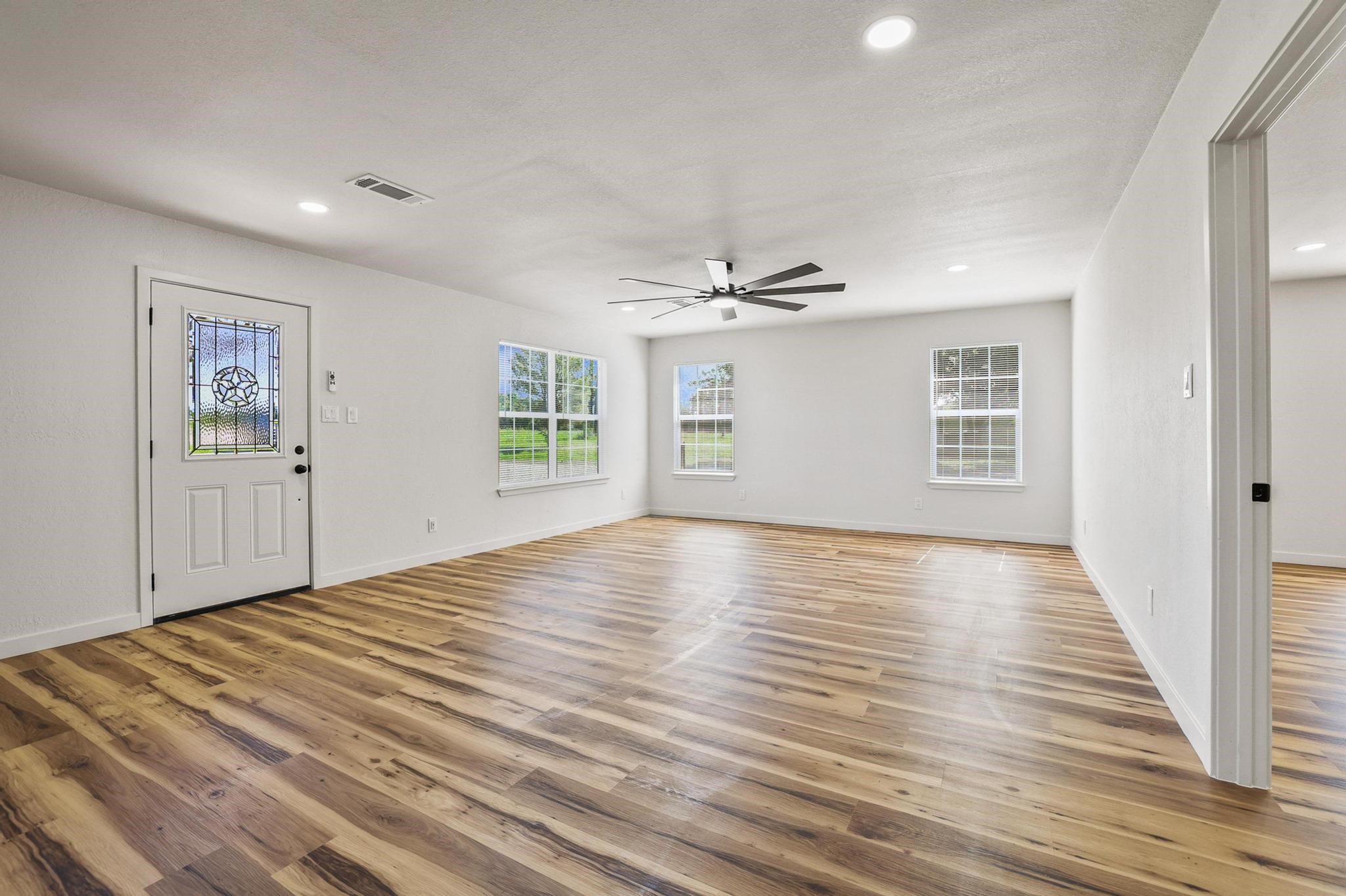 1206 E Fm 902 Howe TX 75090