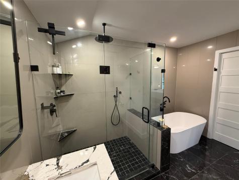 6522 Ridgeview Circle Dallas TX 75240