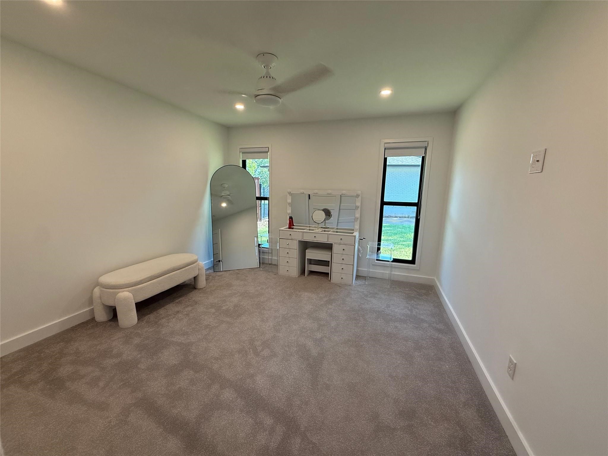 6522 Ridgeview Circle Dallas TX 75240