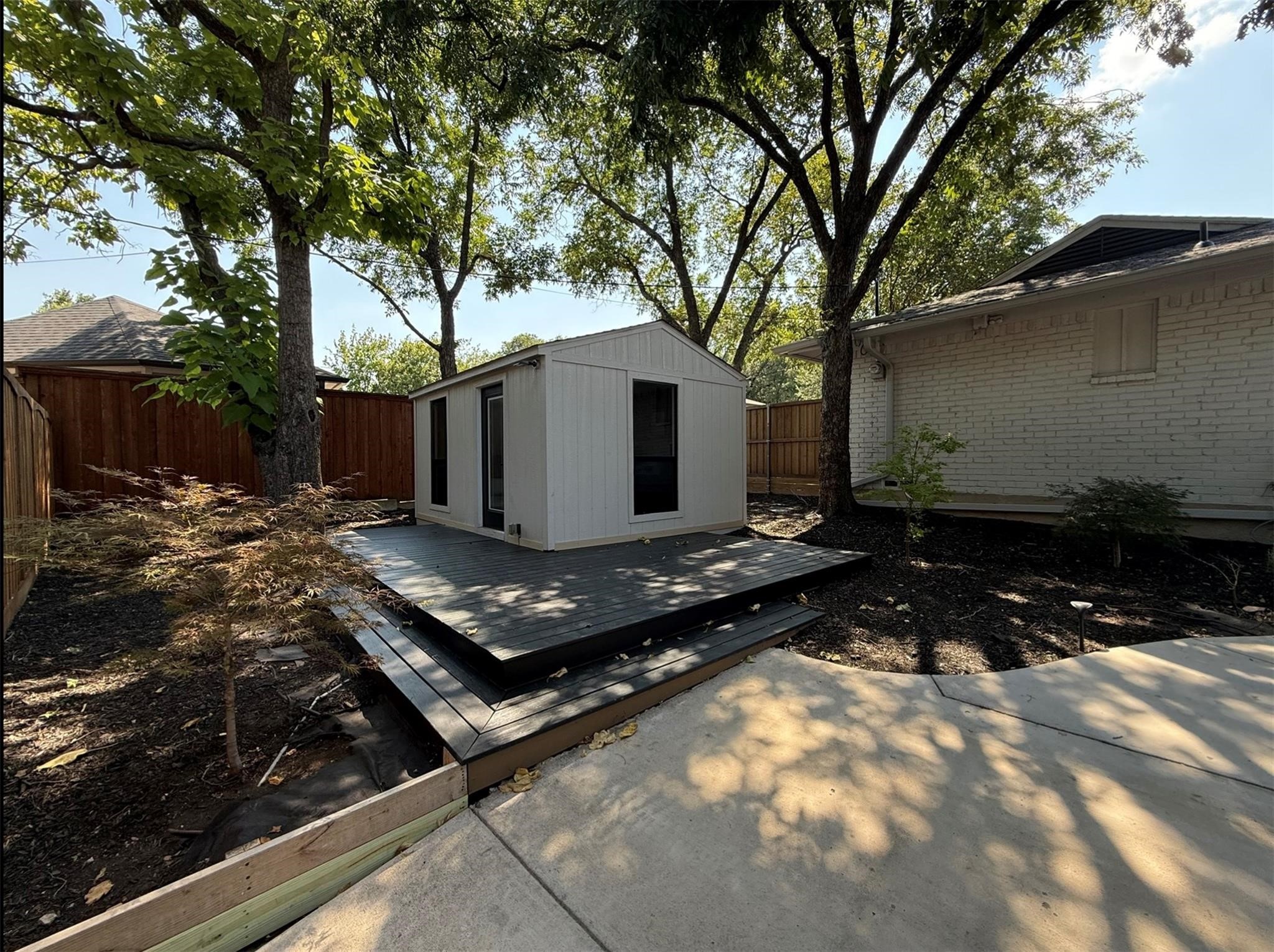 6522 Ridgeview Circle Dallas TX 75240