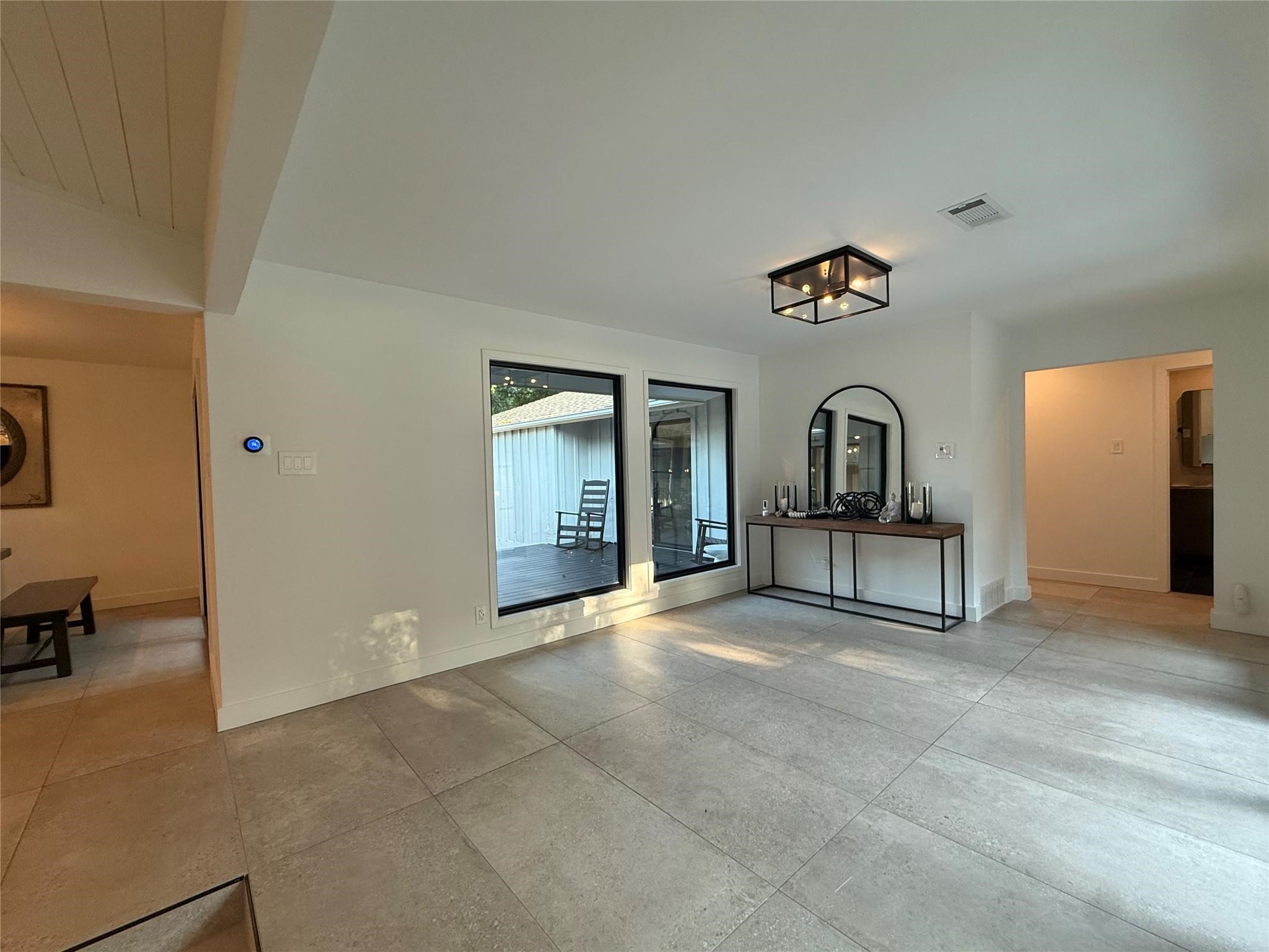 6522 Ridgeview Circle Dallas TX 75240