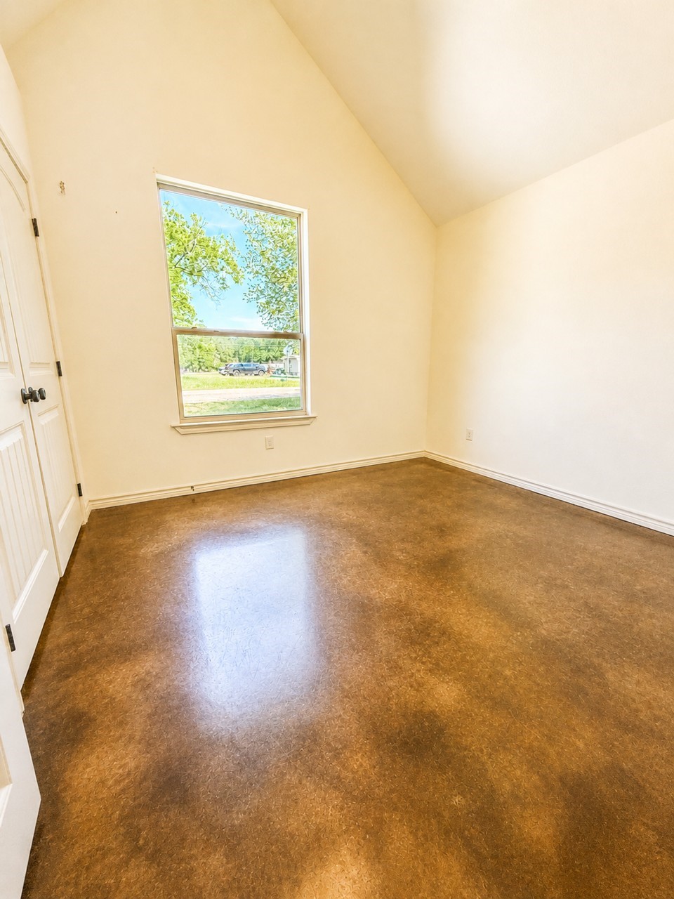 5402 Arrowhead Drive Granbury TX 76048