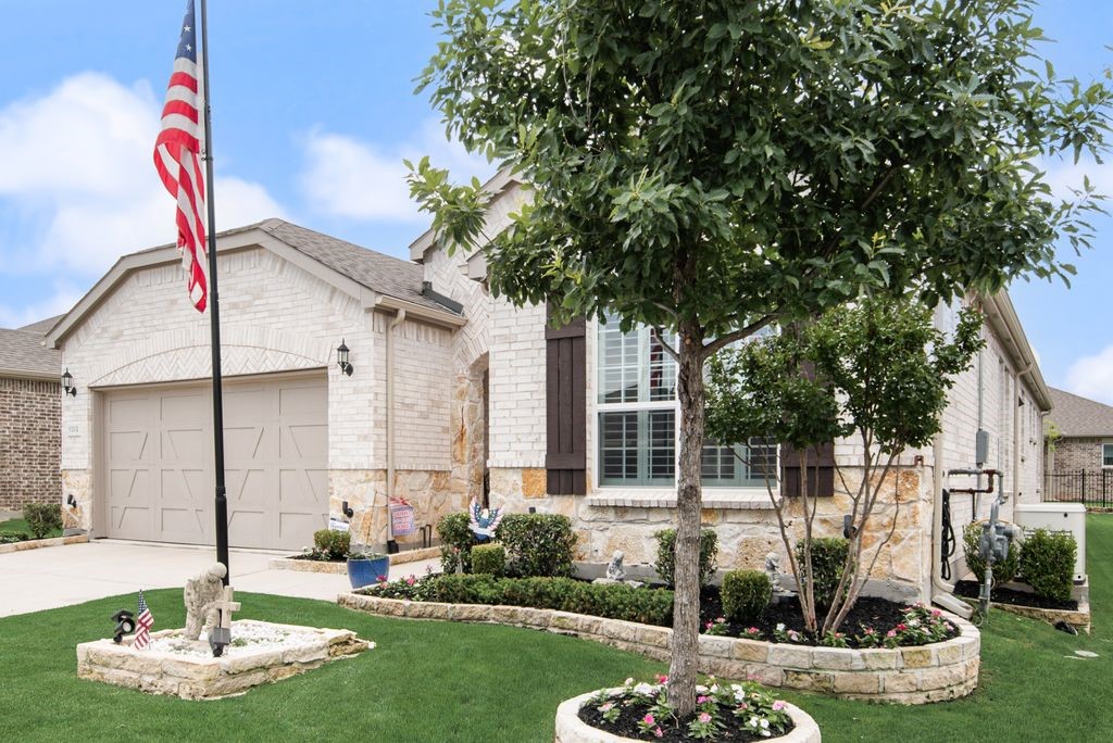 9201 Twilight Trail Mckinney TX 75071