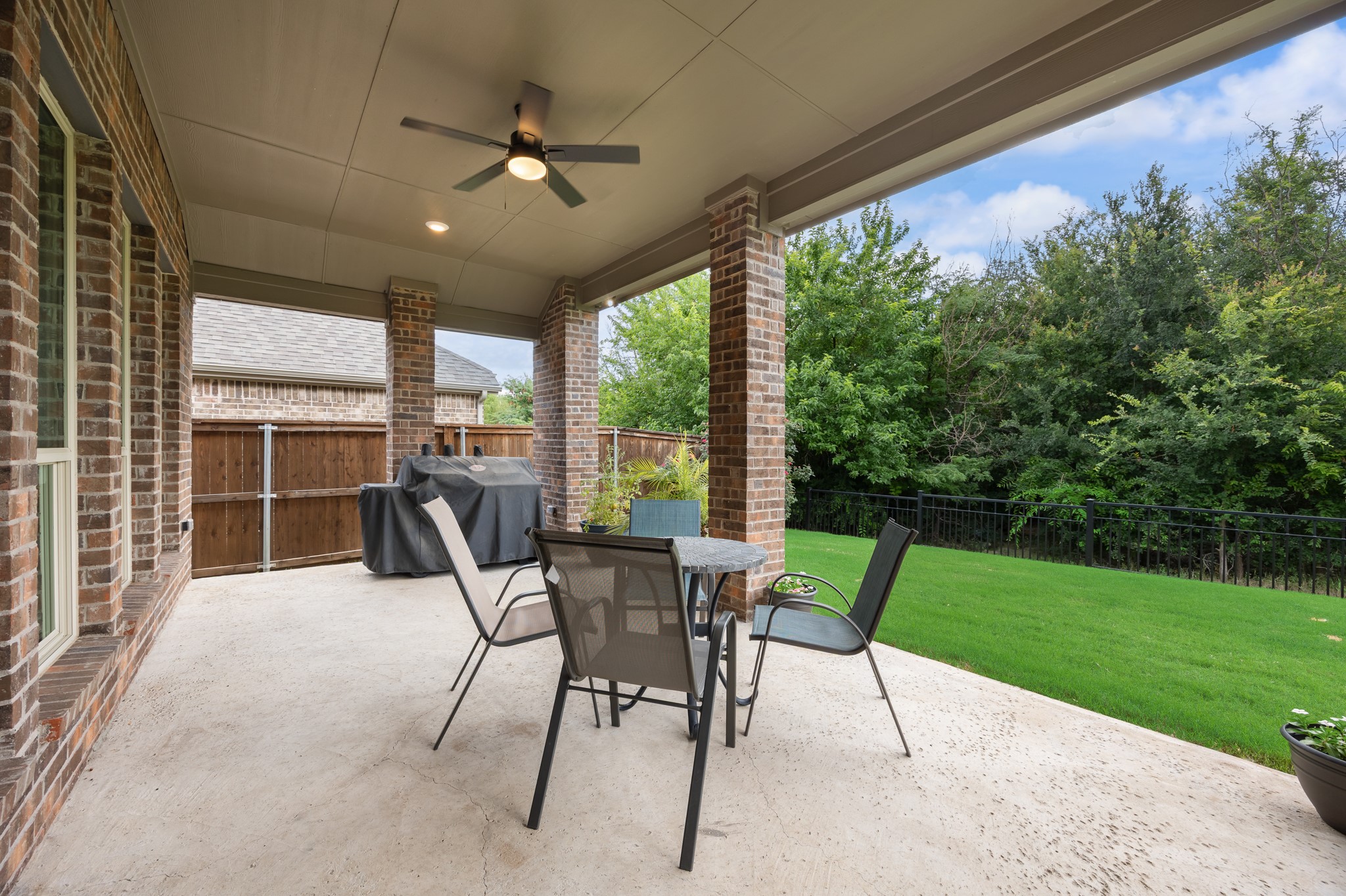 3712 Chapman Circle Rowlett TX 75089