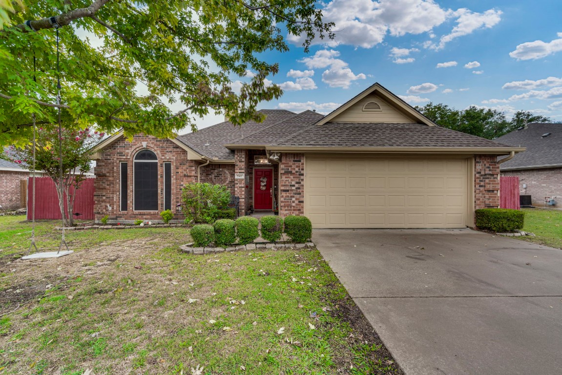 541 Wild Springs Drive Midlothian TX 76065
