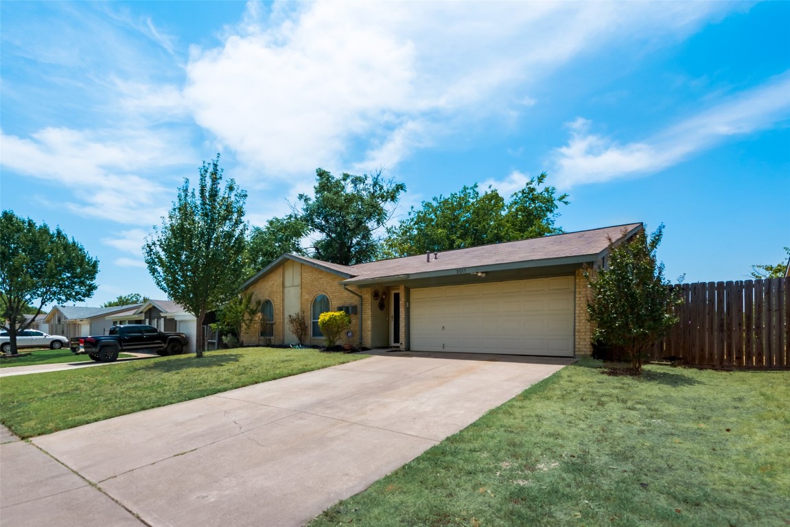 2017 Etain Road Irving TX 75060