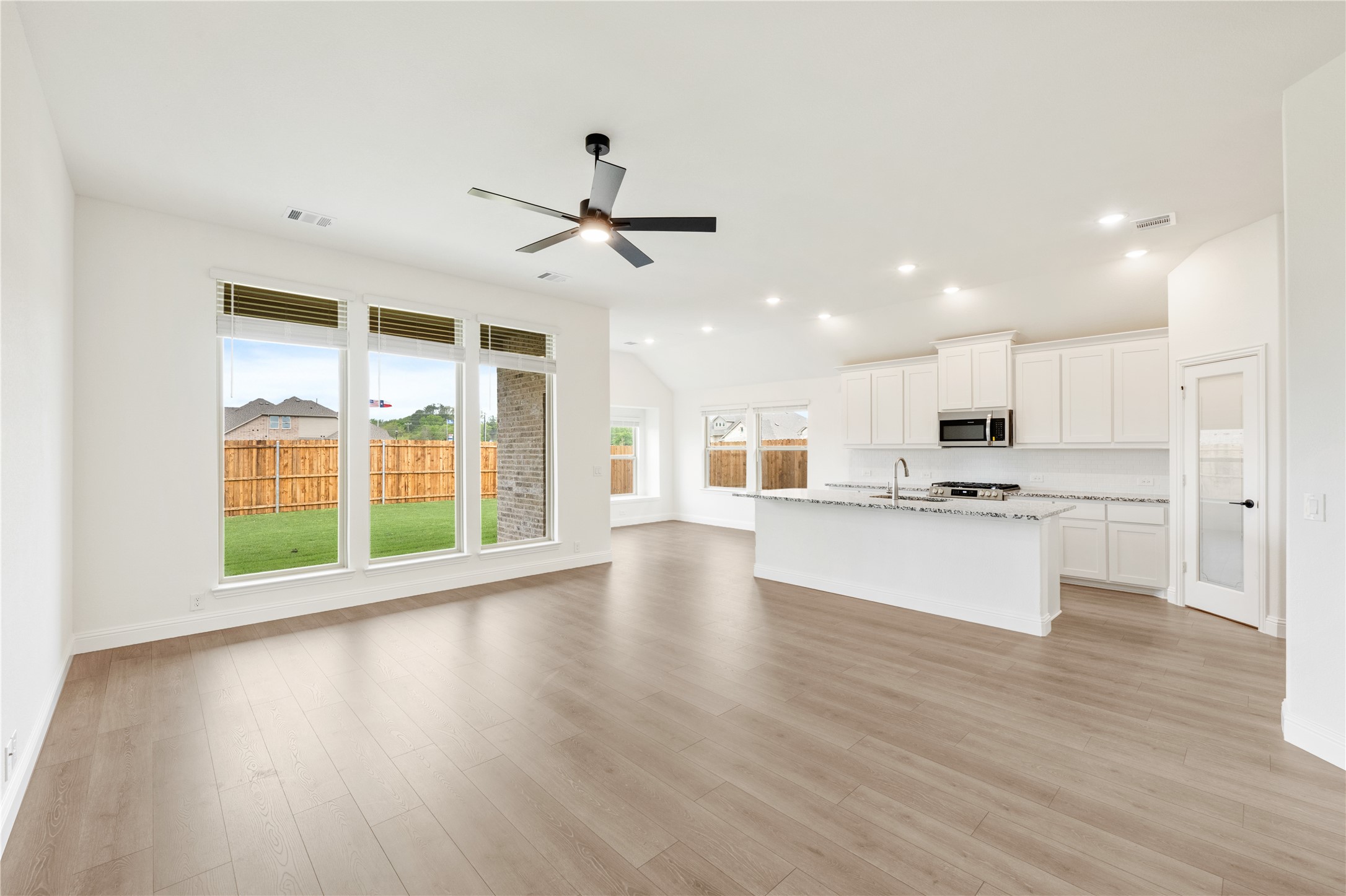 304 Keystone Drive Commerce TX 75428