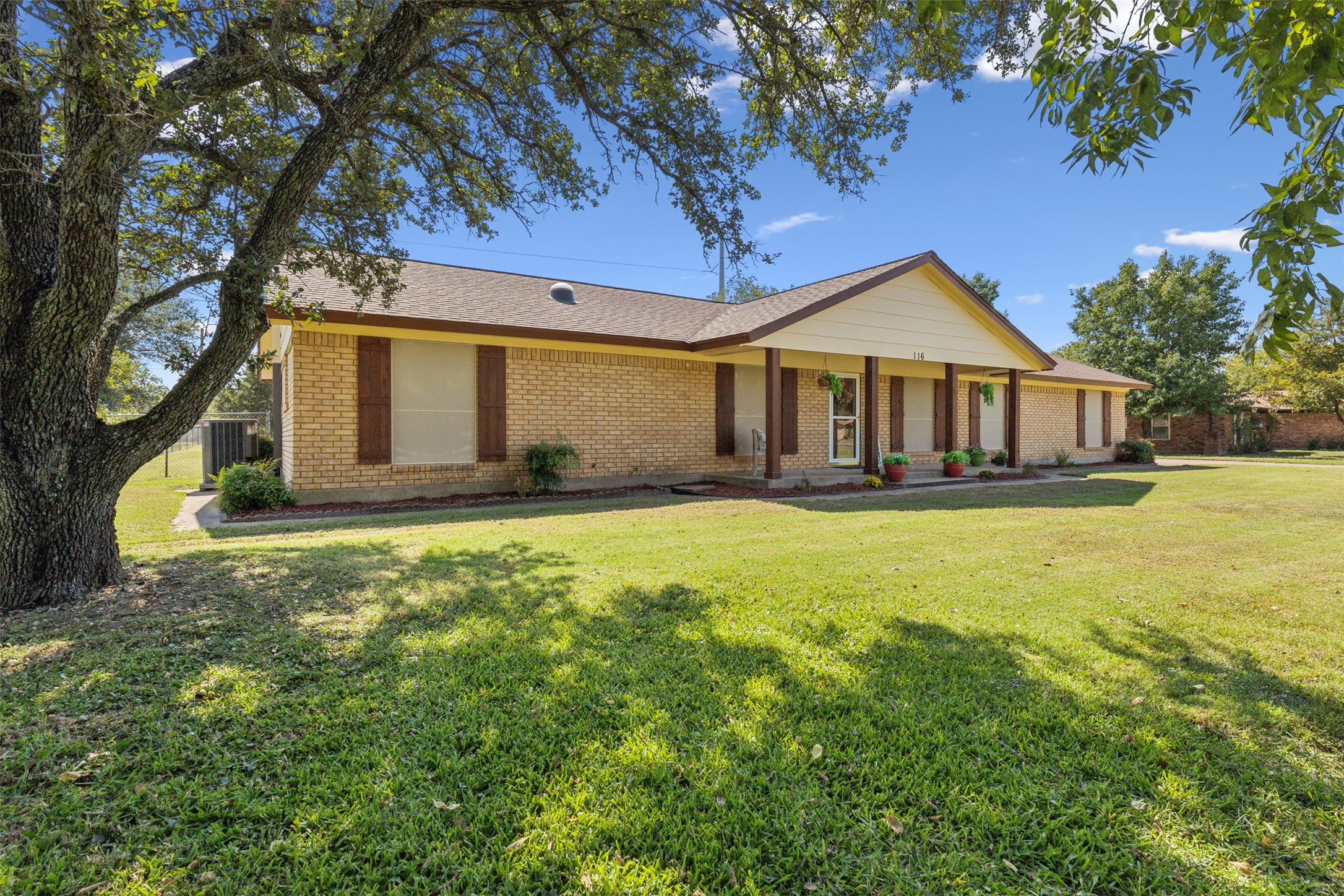 116 Southwood Drive Burleson TX 76028