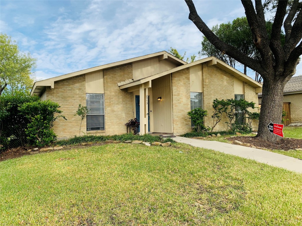 2043 Kings Road Carrollton TX 75007