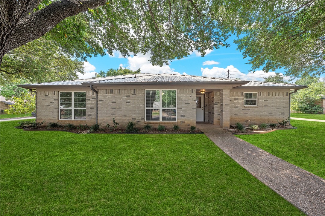 616 Regina Drive Hewitt TX 76643
