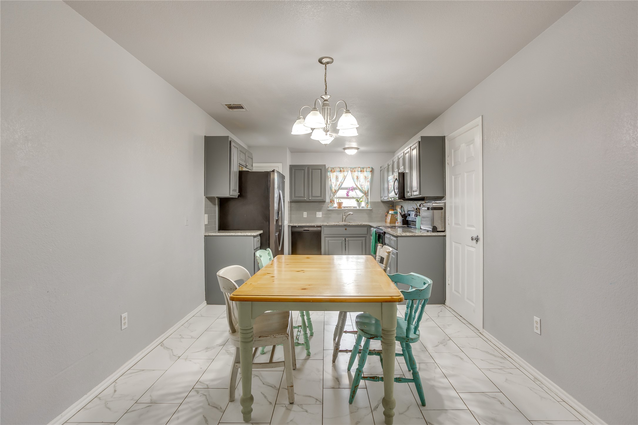 1916 14th Street Mineral Wells TX 76067
