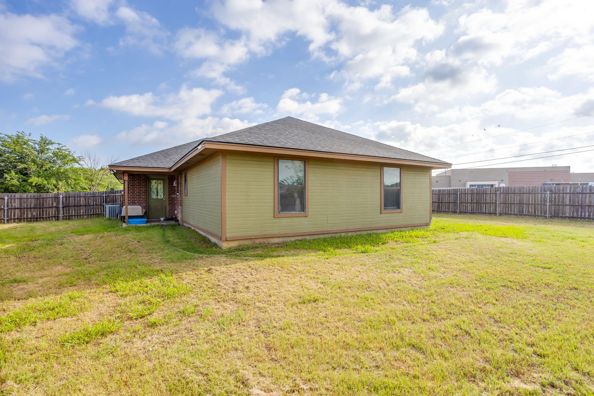 1916 14th Street Mineral Wells TX 76067