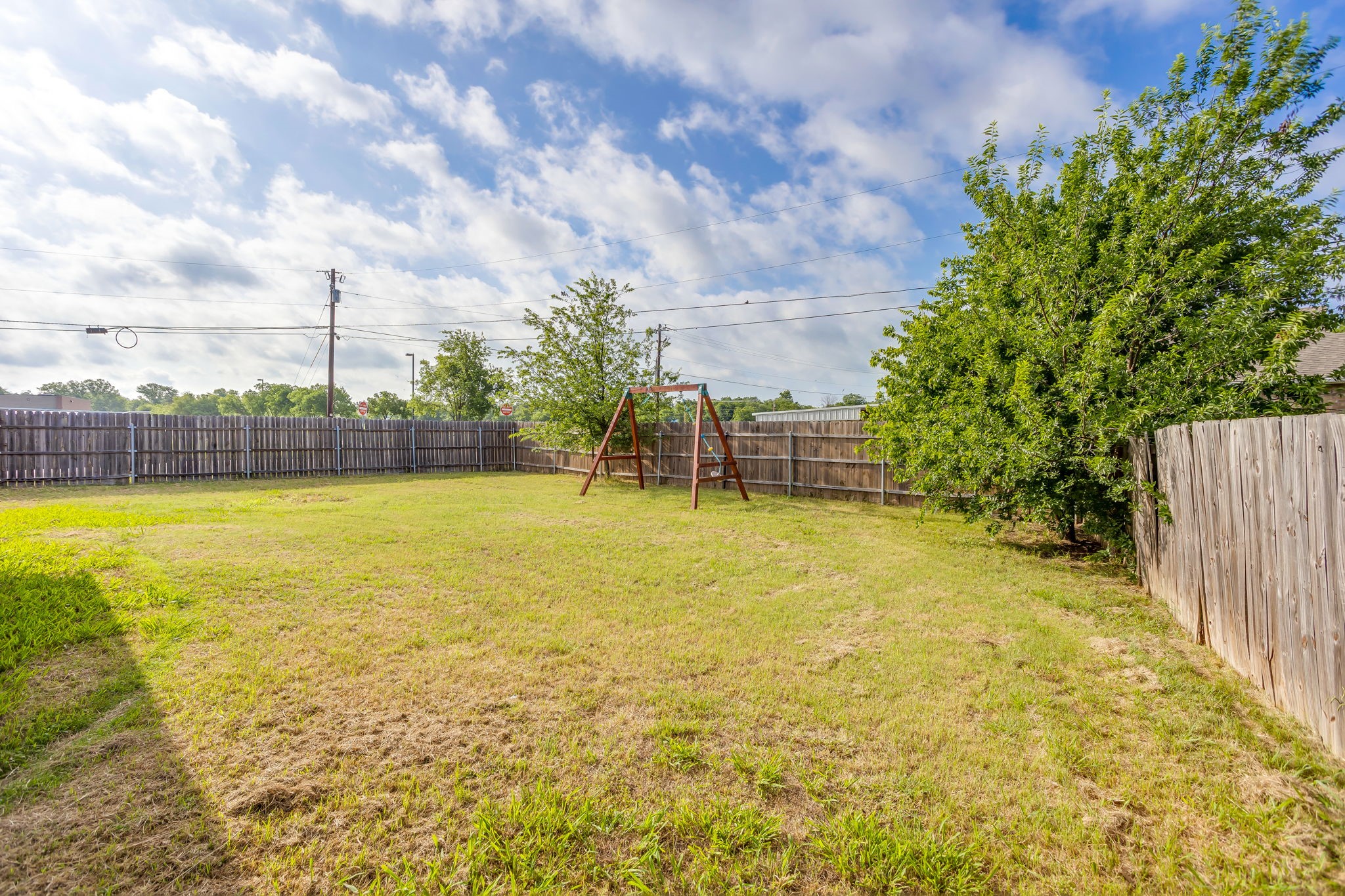 1916 14th Street Mineral Wells TX 76067