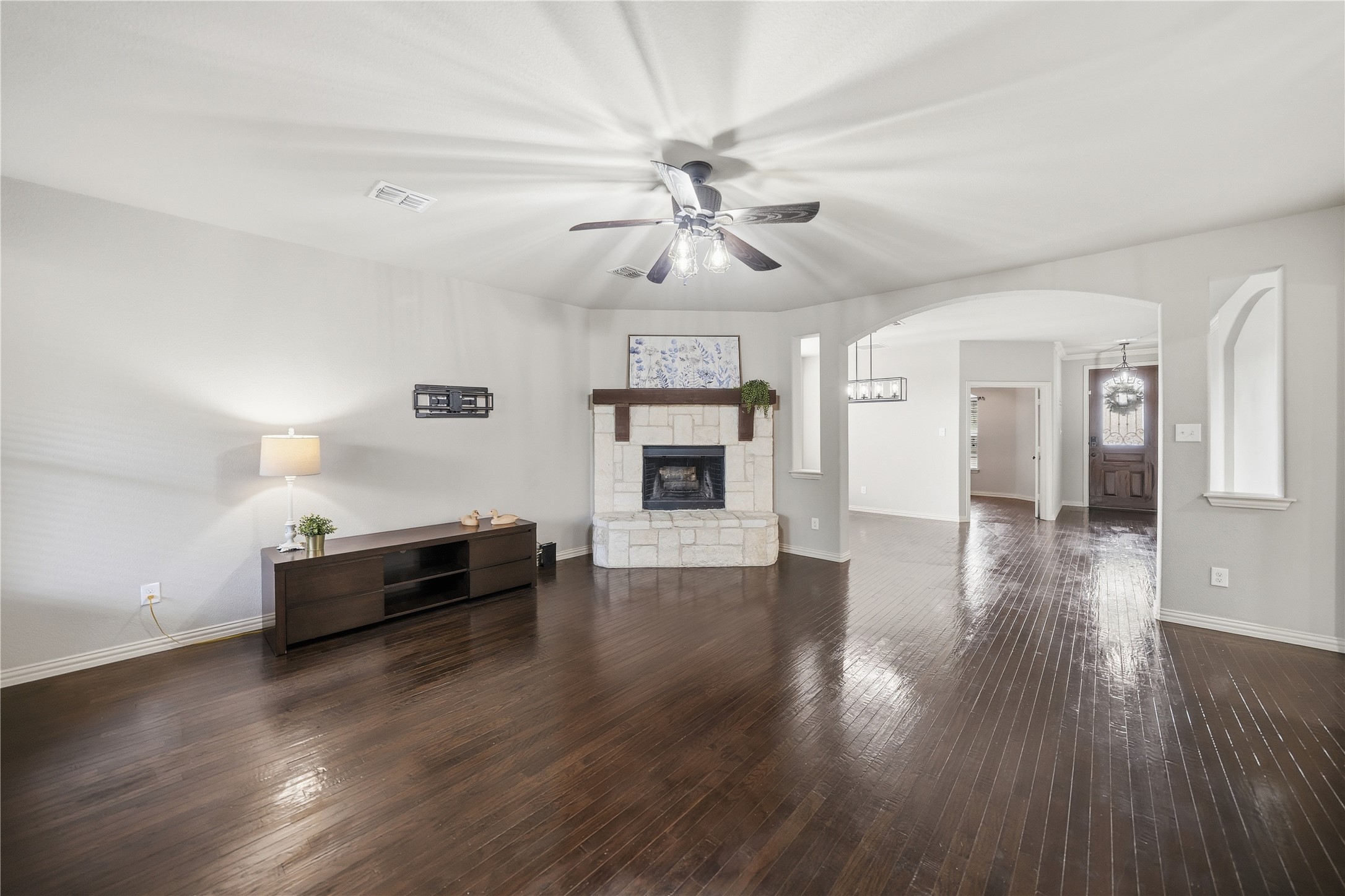 4500 Lakeside Hollow Street Fort Worth TX 76262