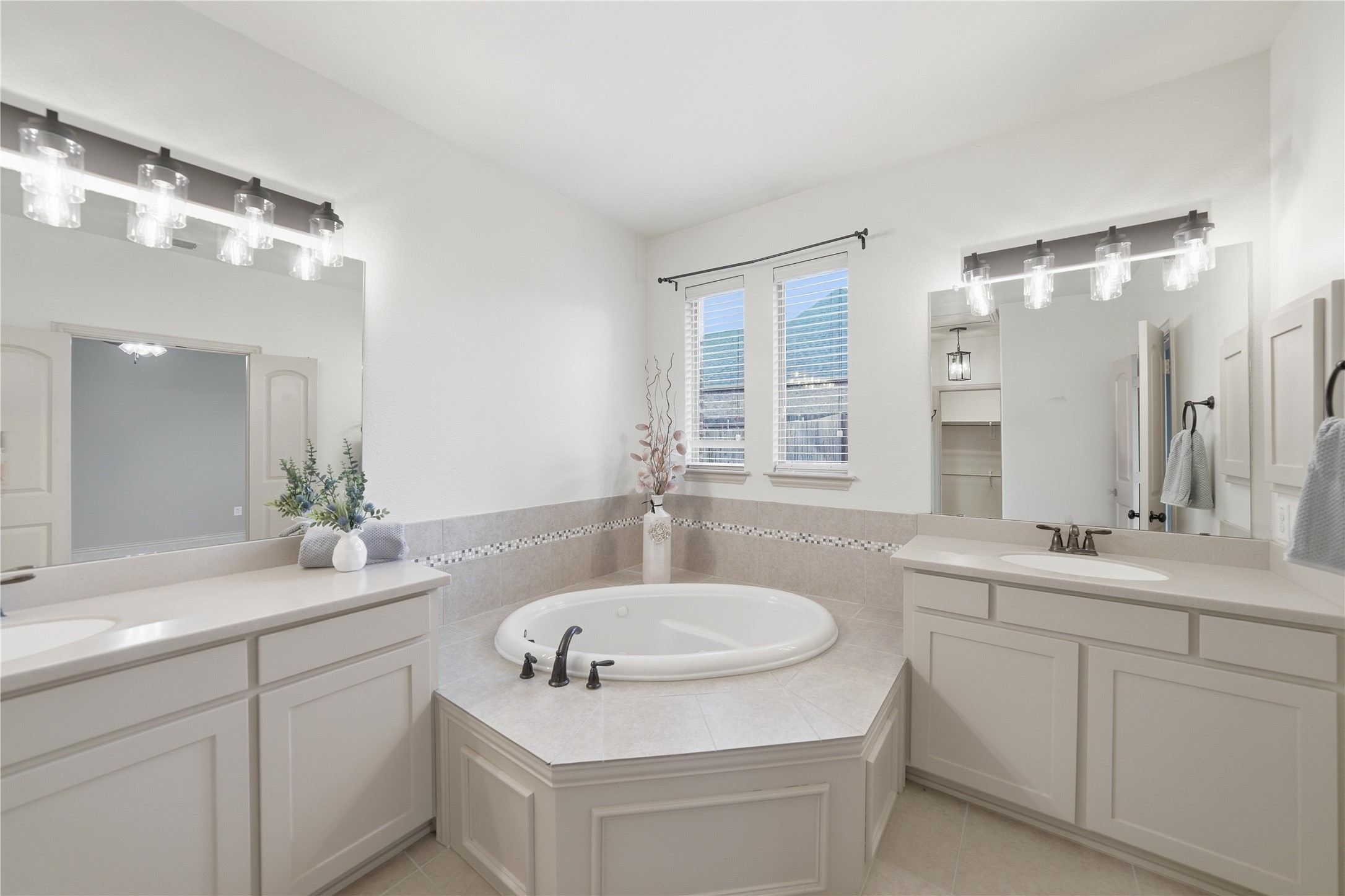 4500 Lakeside Hollow Street Fort Worth TX 76262